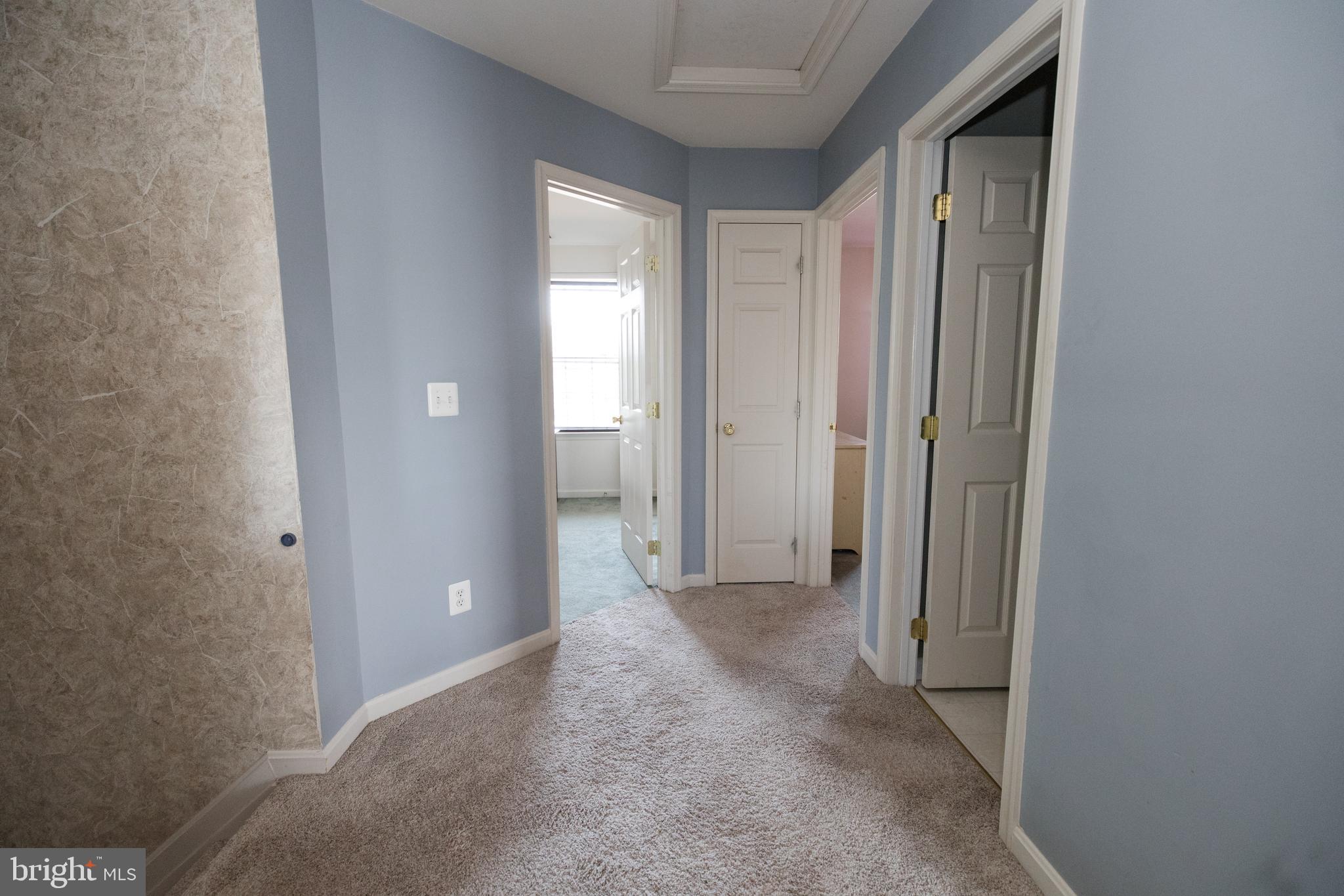 MEADOWBROOK - Residential