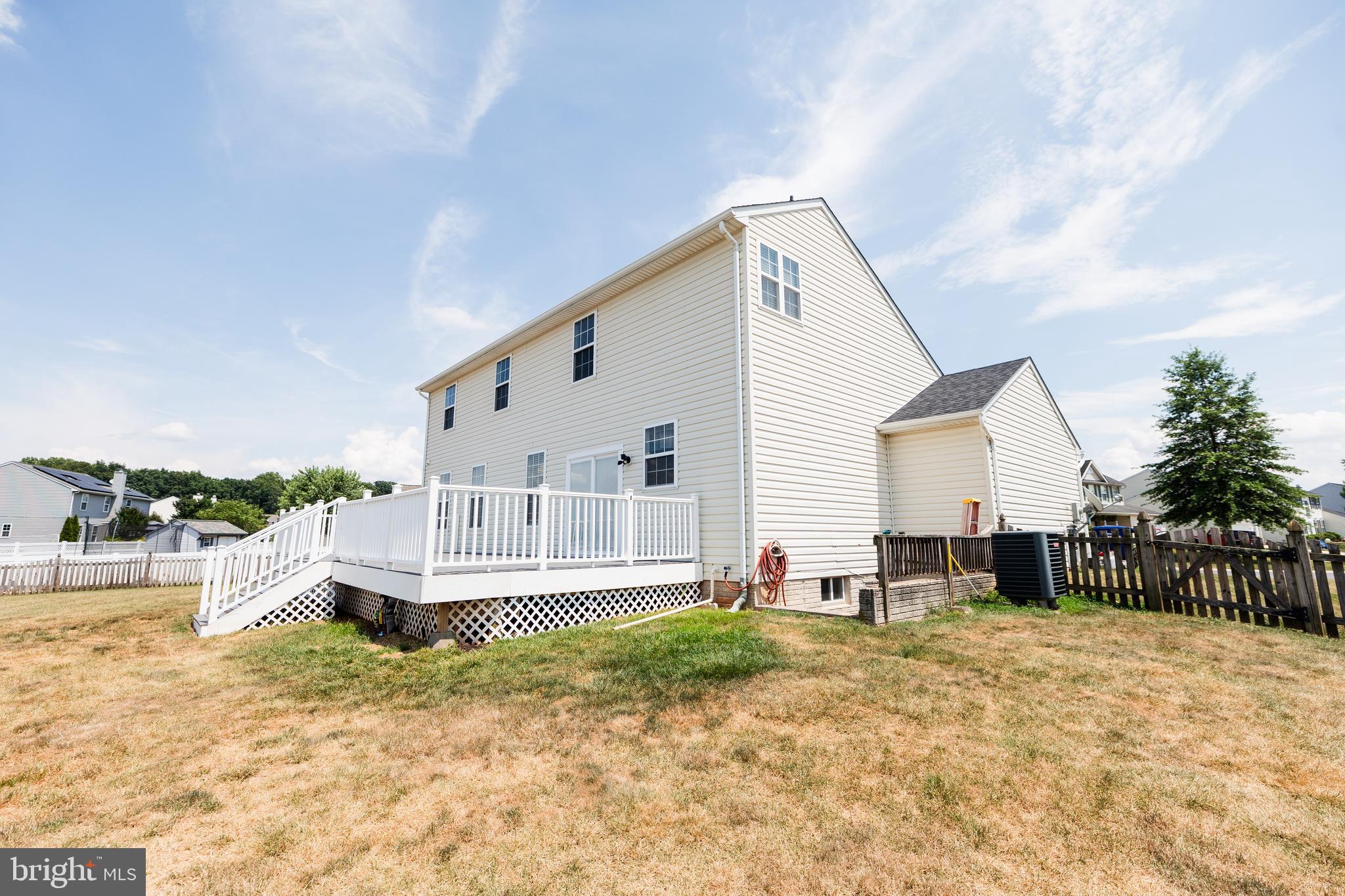 MEADOWBROOK - Residential