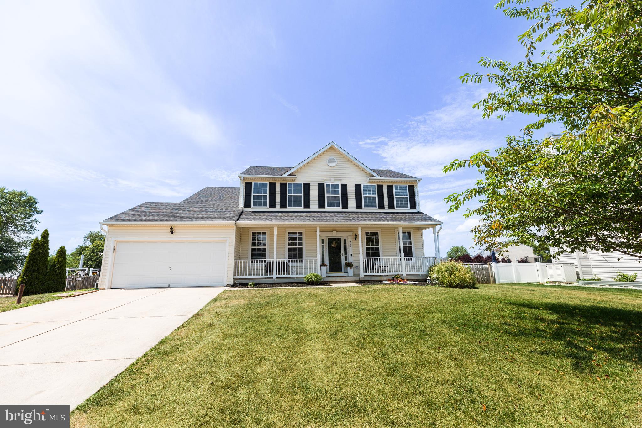 MEADOWBROOK - Residential