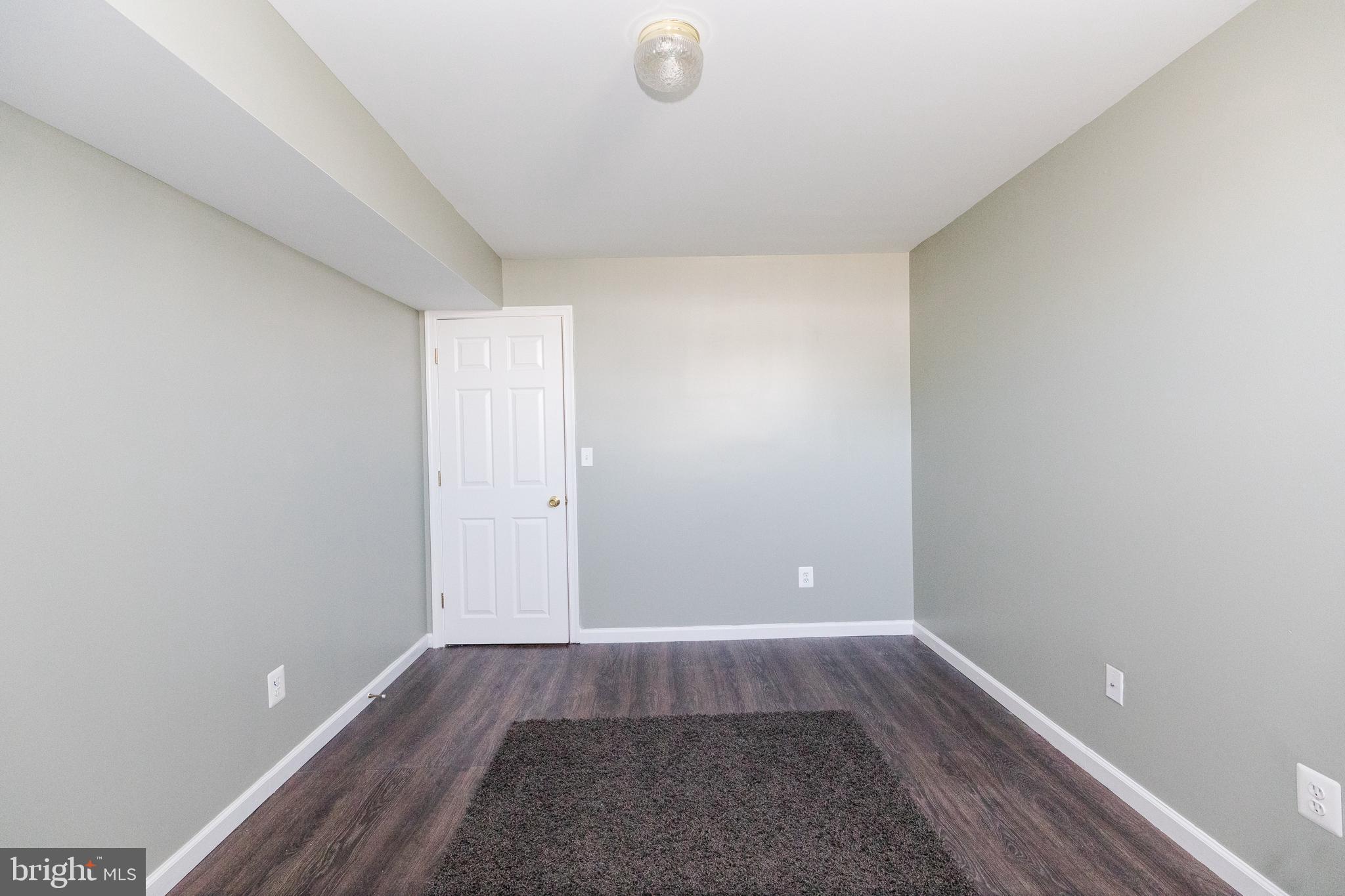 MEADOWBROOK - Residential