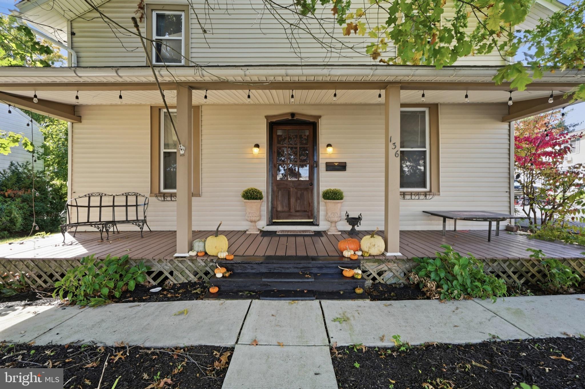 136 N BRANCH STREET