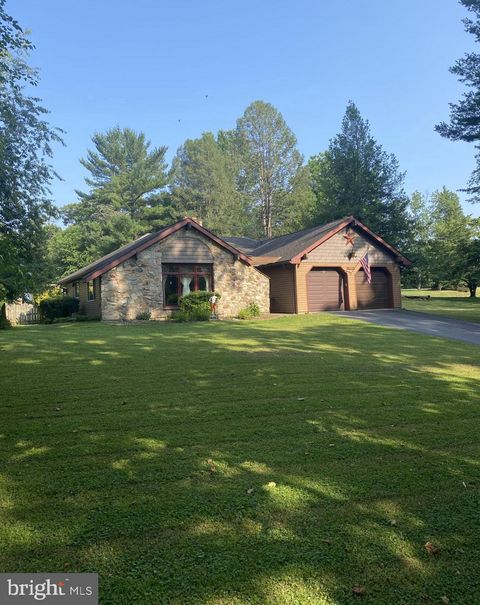 Homes For Sale - 1429 Crestmont Drive<br/> DOWNINGTOWN, PA 19335