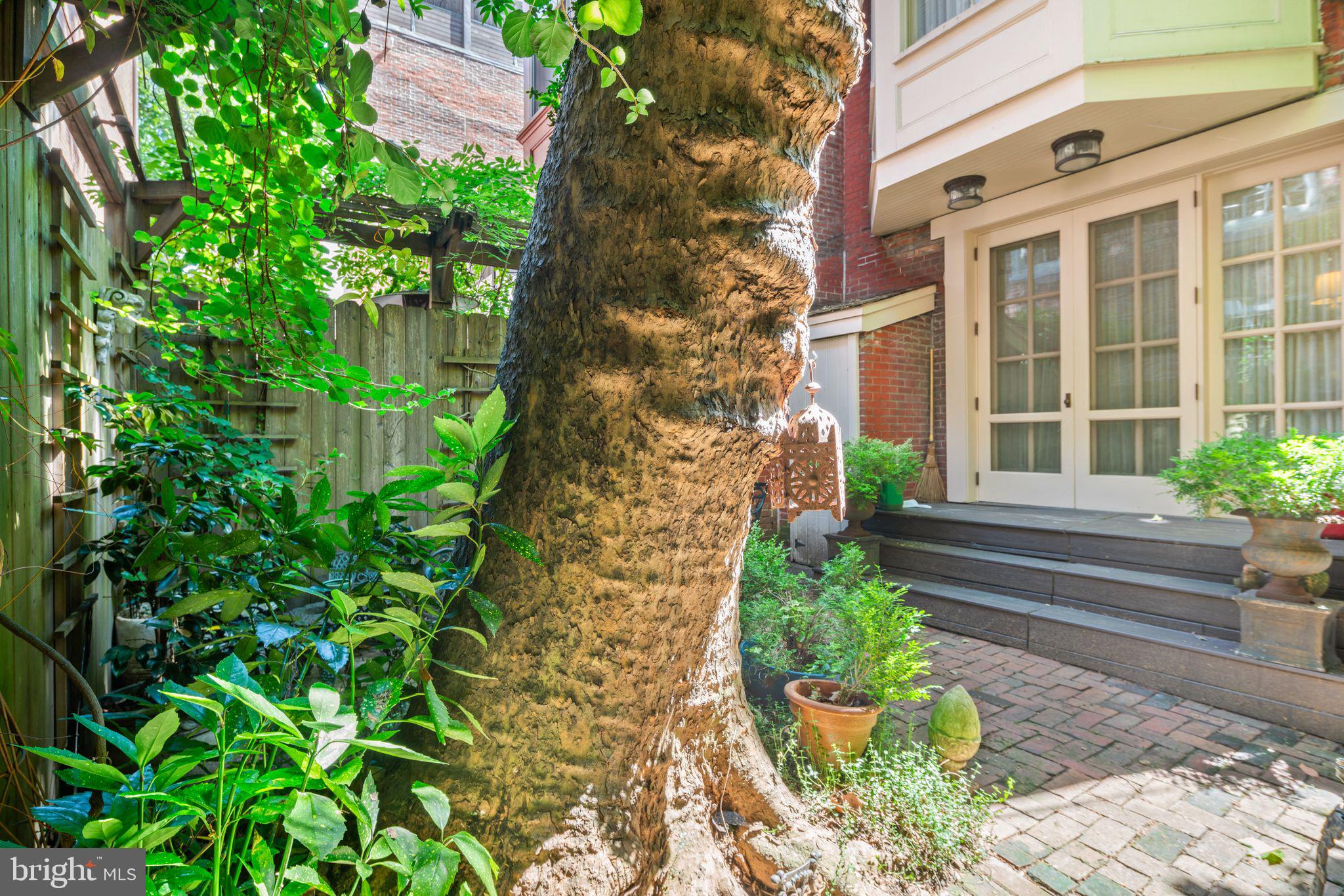 RITTENHOUSE SQUARE - Residential