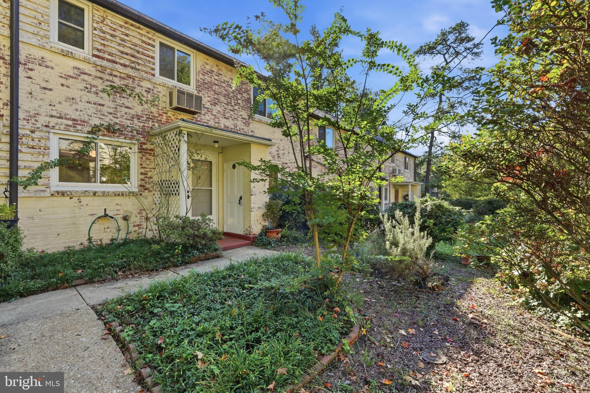 6 CRESCENT ROAD G