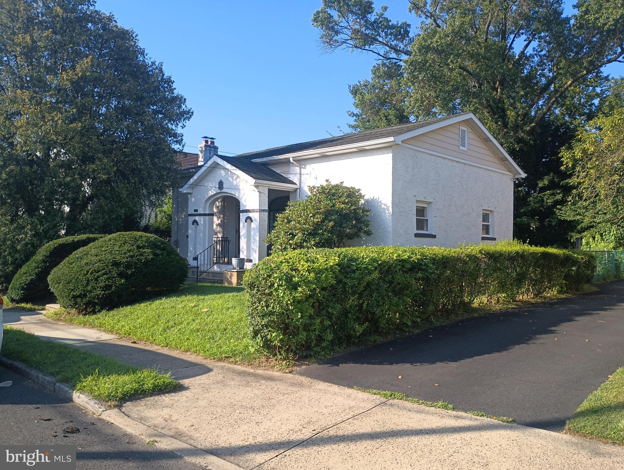ROCKLEDGE - Residential
