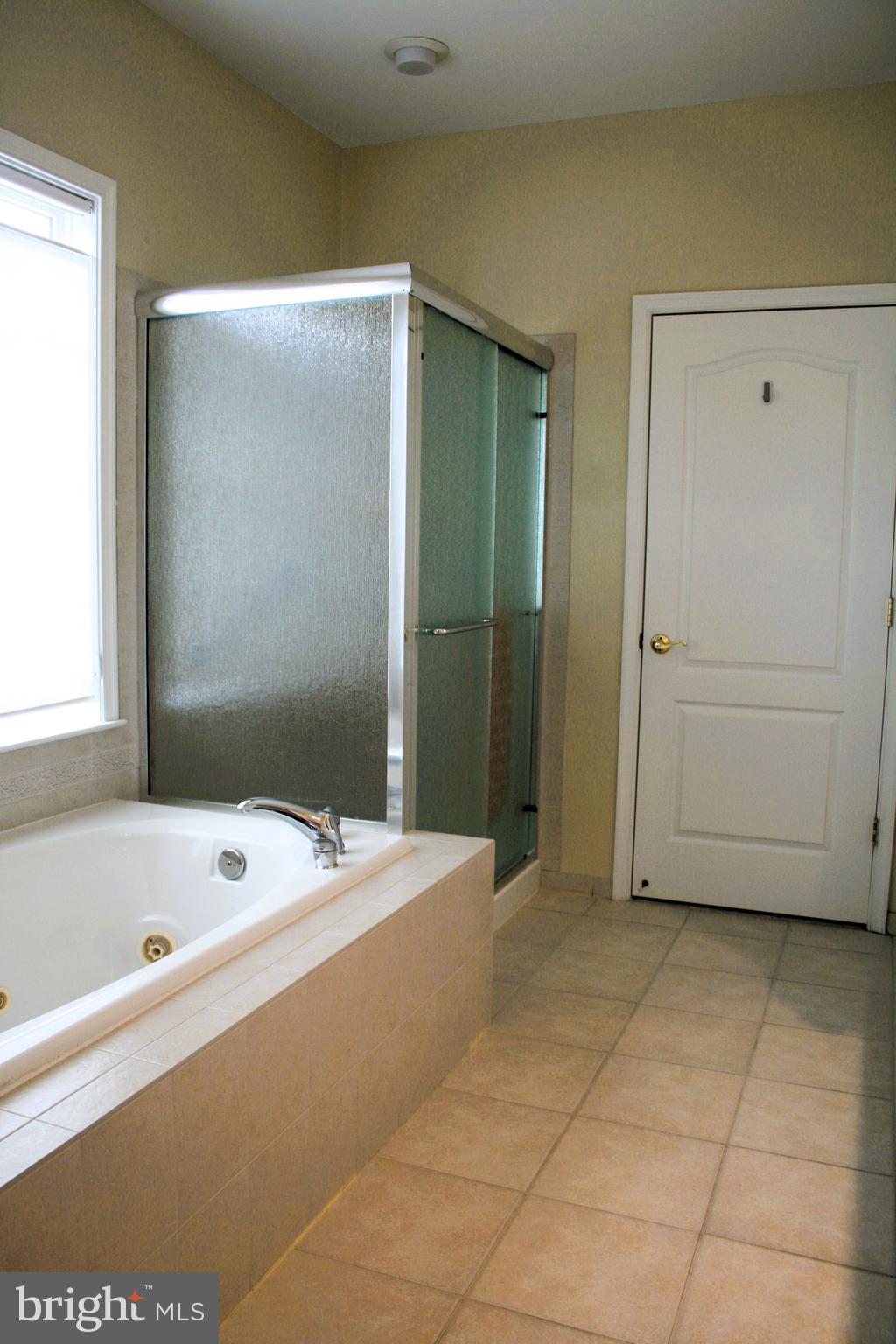 EASTON CLUB EAST - Residential