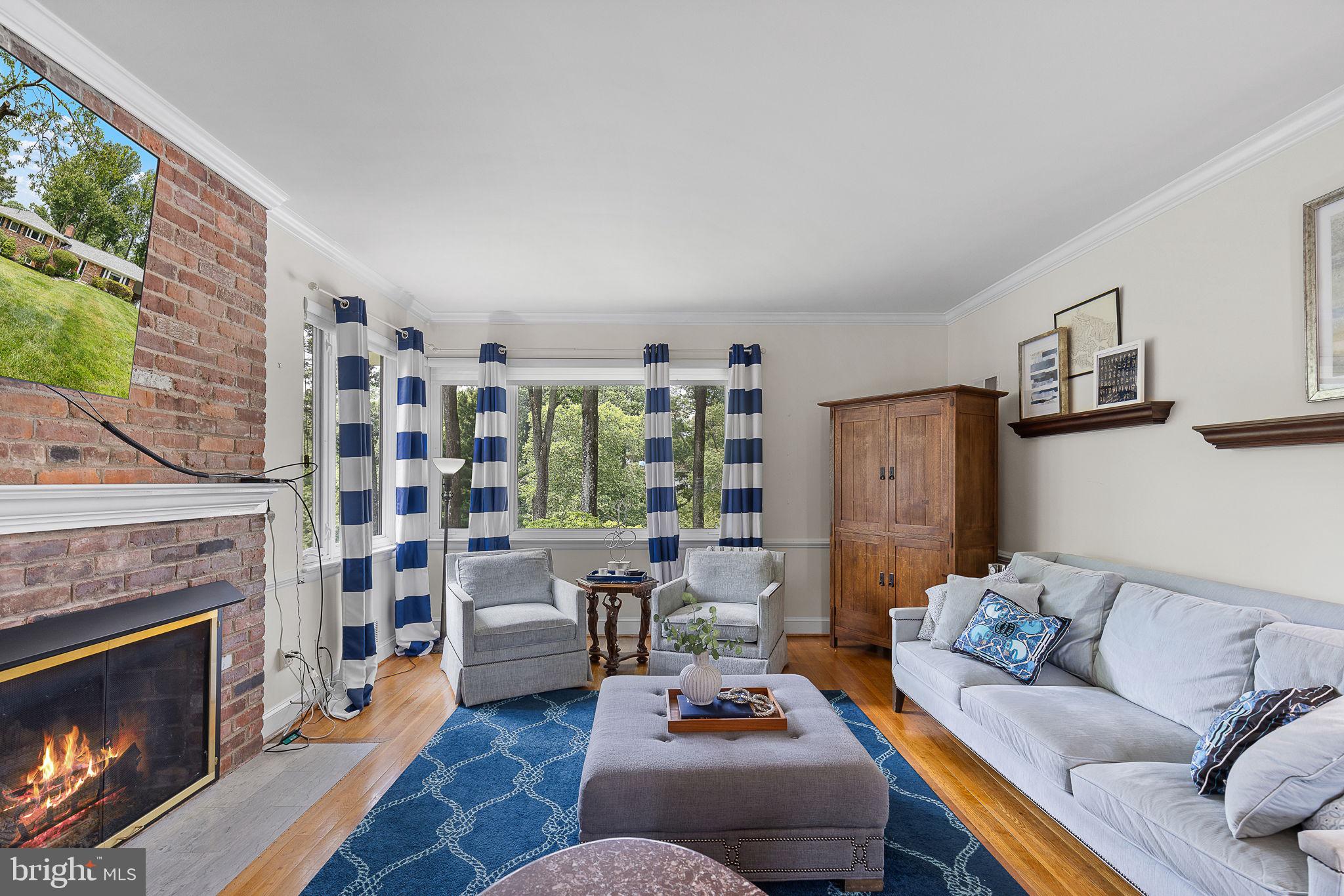 3504 PINETREE TERRACE