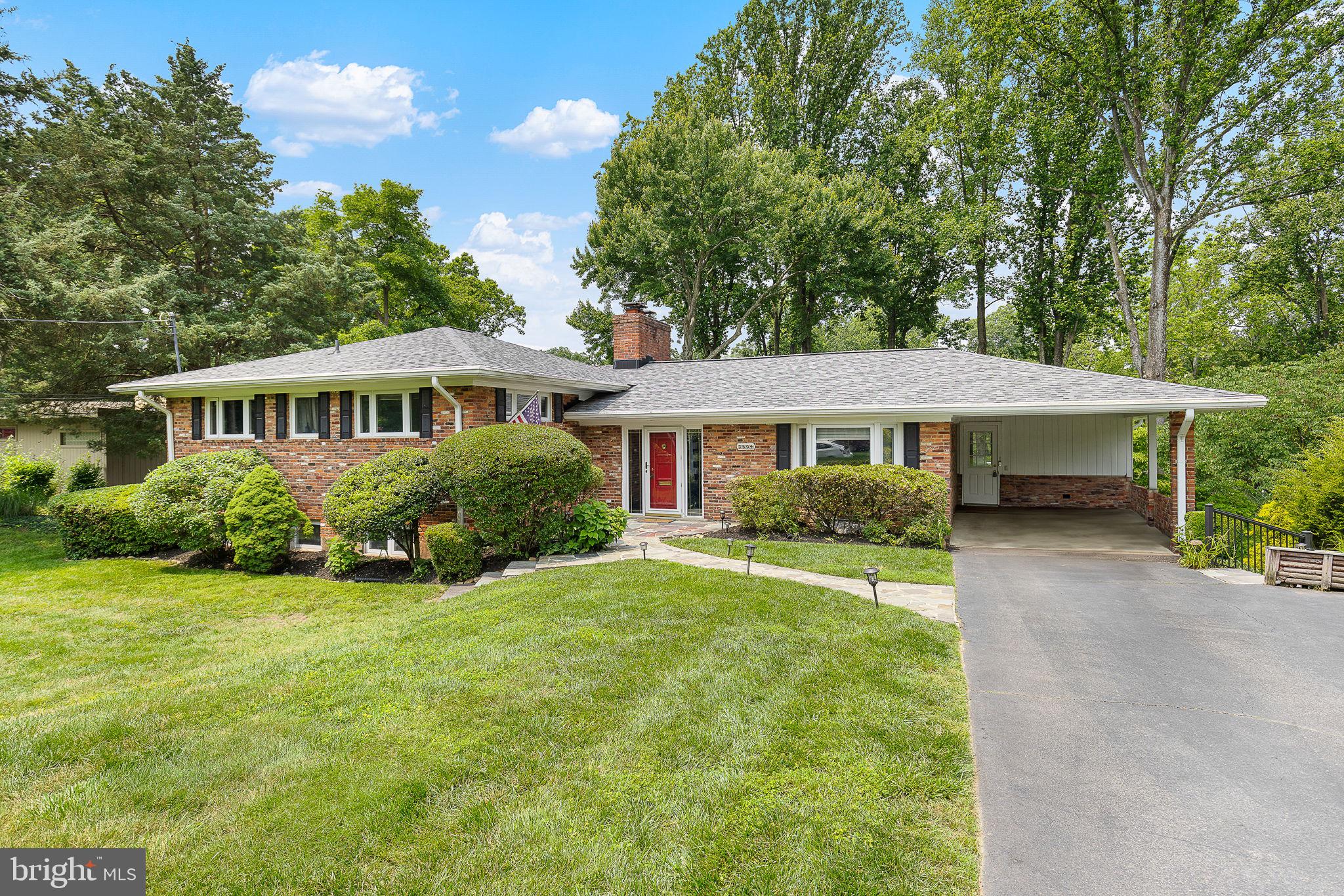 3504 PINETREE TERRACE