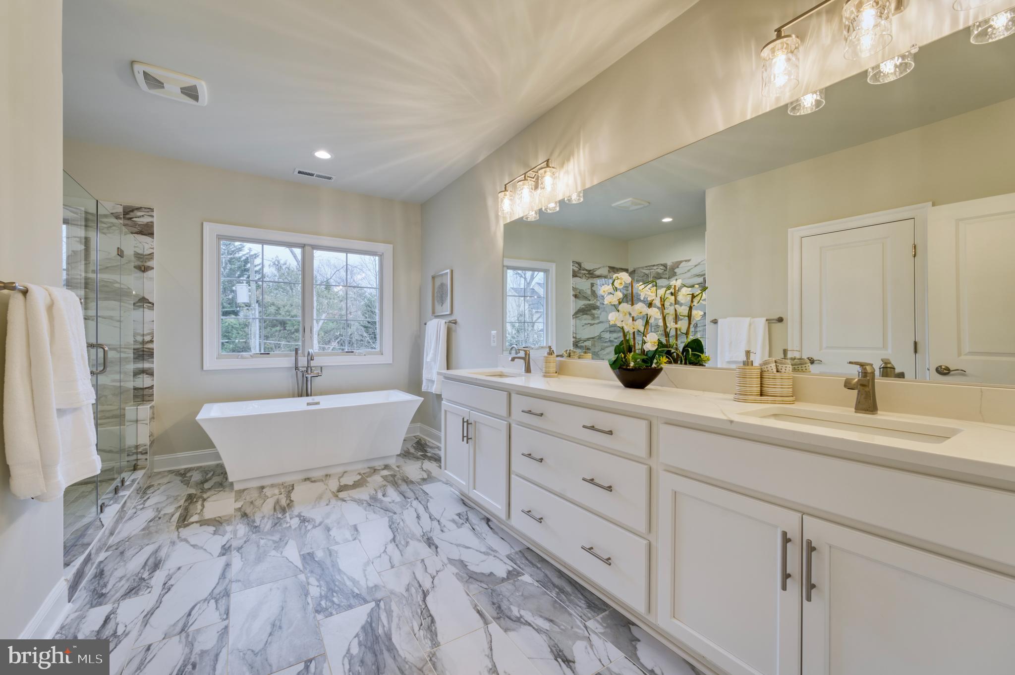 ROBERTSON FARM - Residential