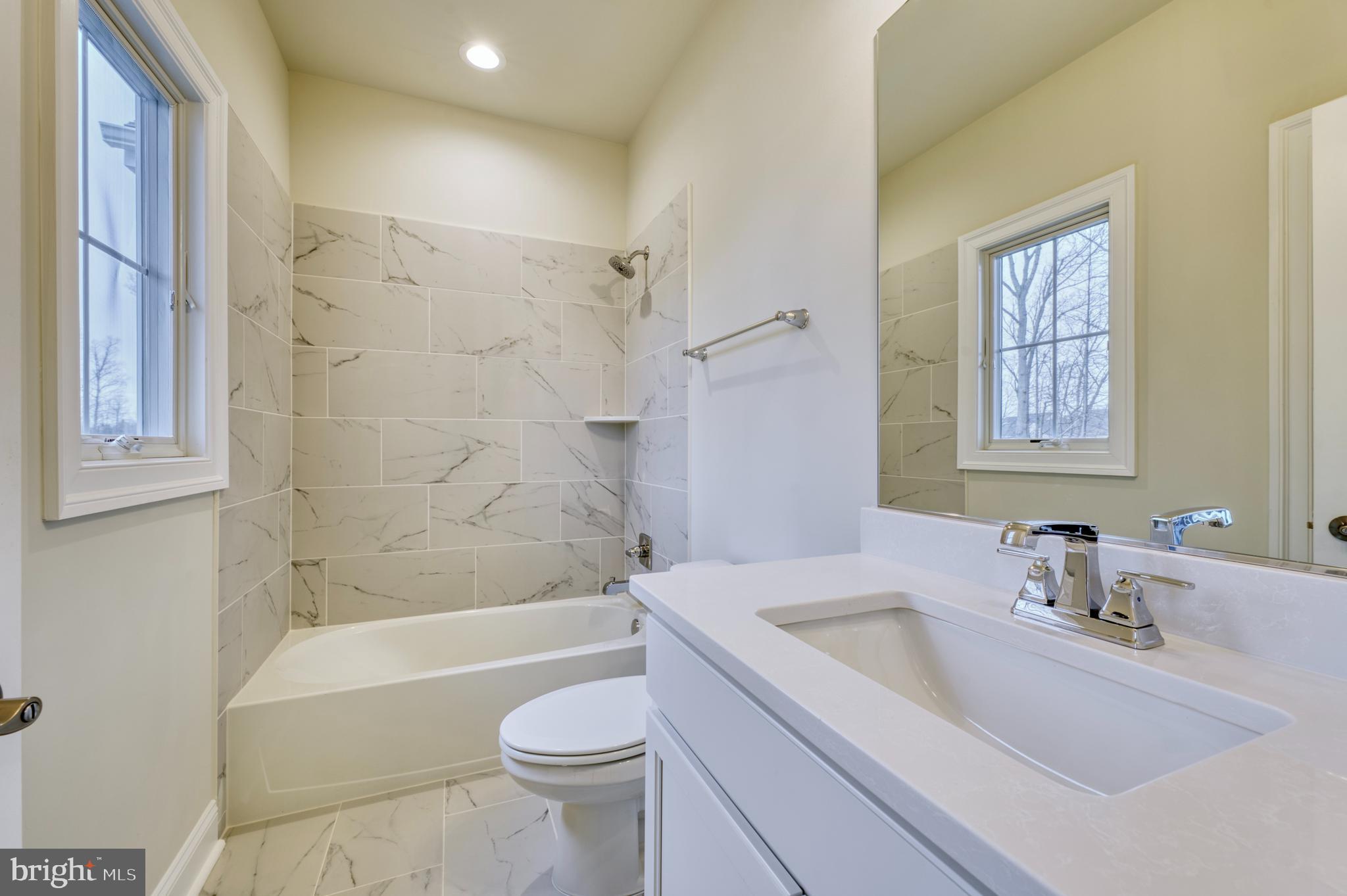 ROBERTSON FARM - Residential