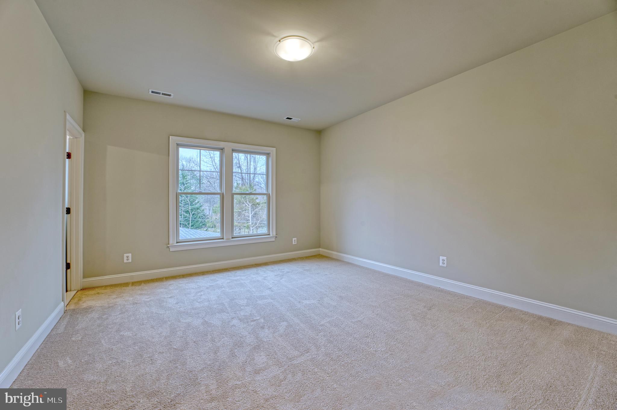 ROBERTSON FARM - Residential