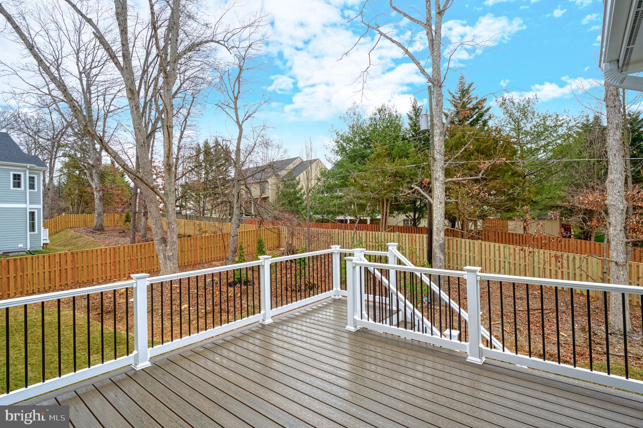 ROBERTSON FARM - Residential