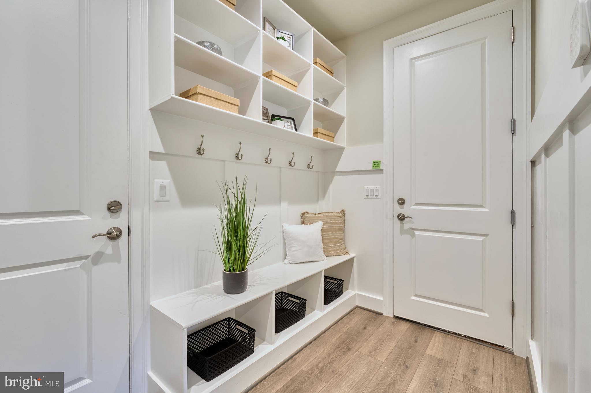 ROBERTSON FARM - Residential