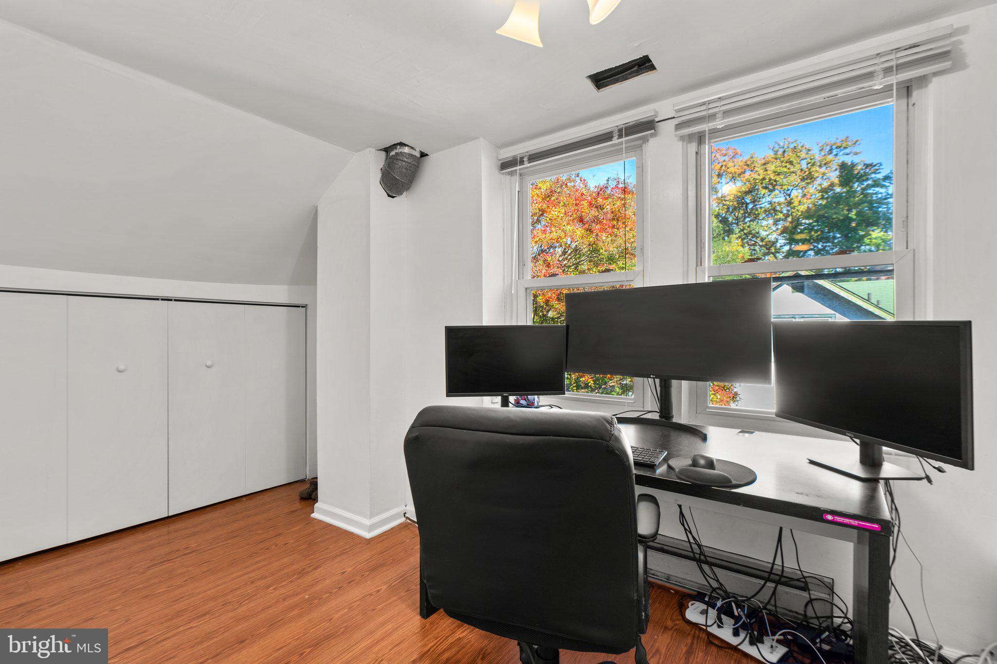 WEST RIVERDALE - Residential