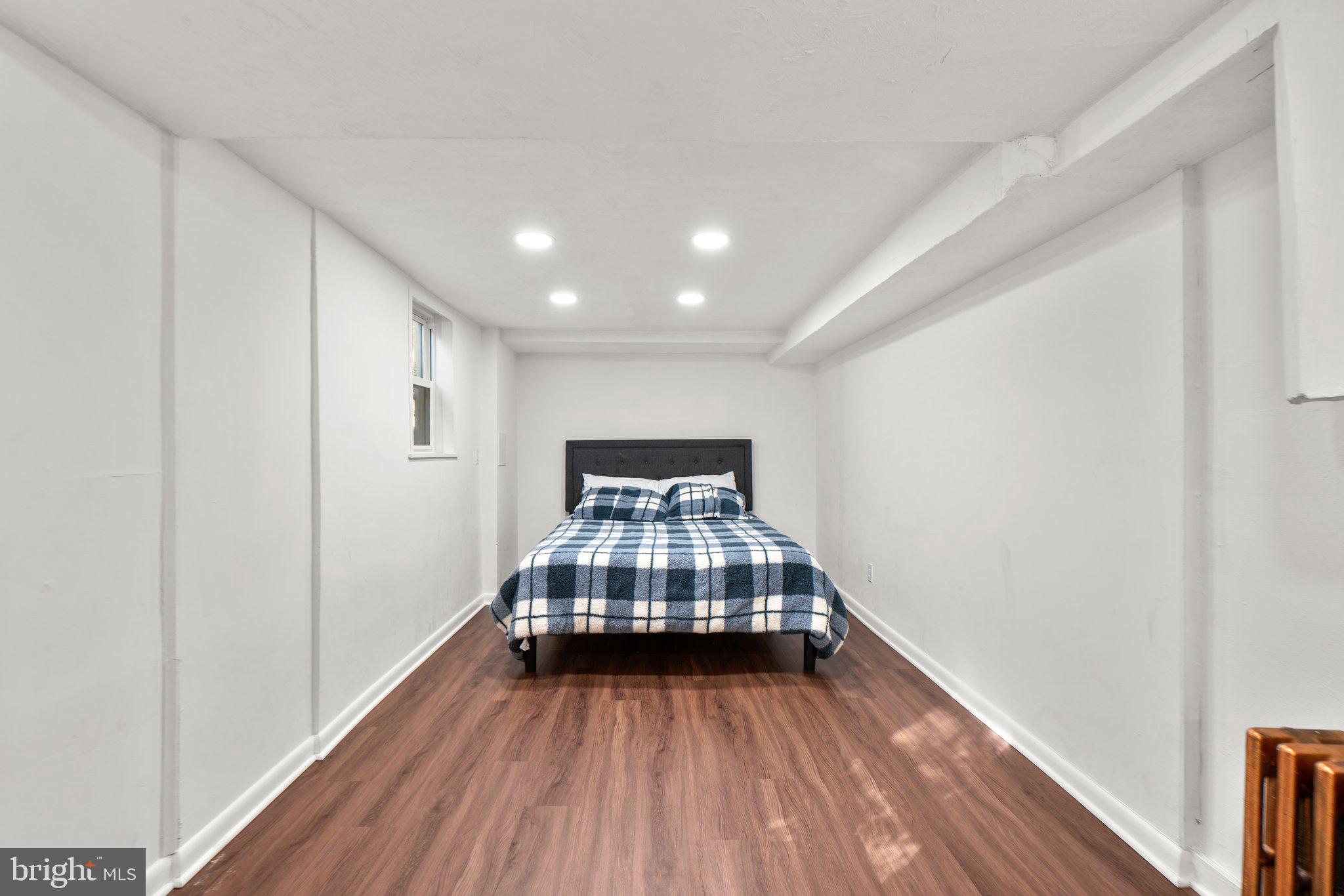 WEST RIVERDALE - Residential