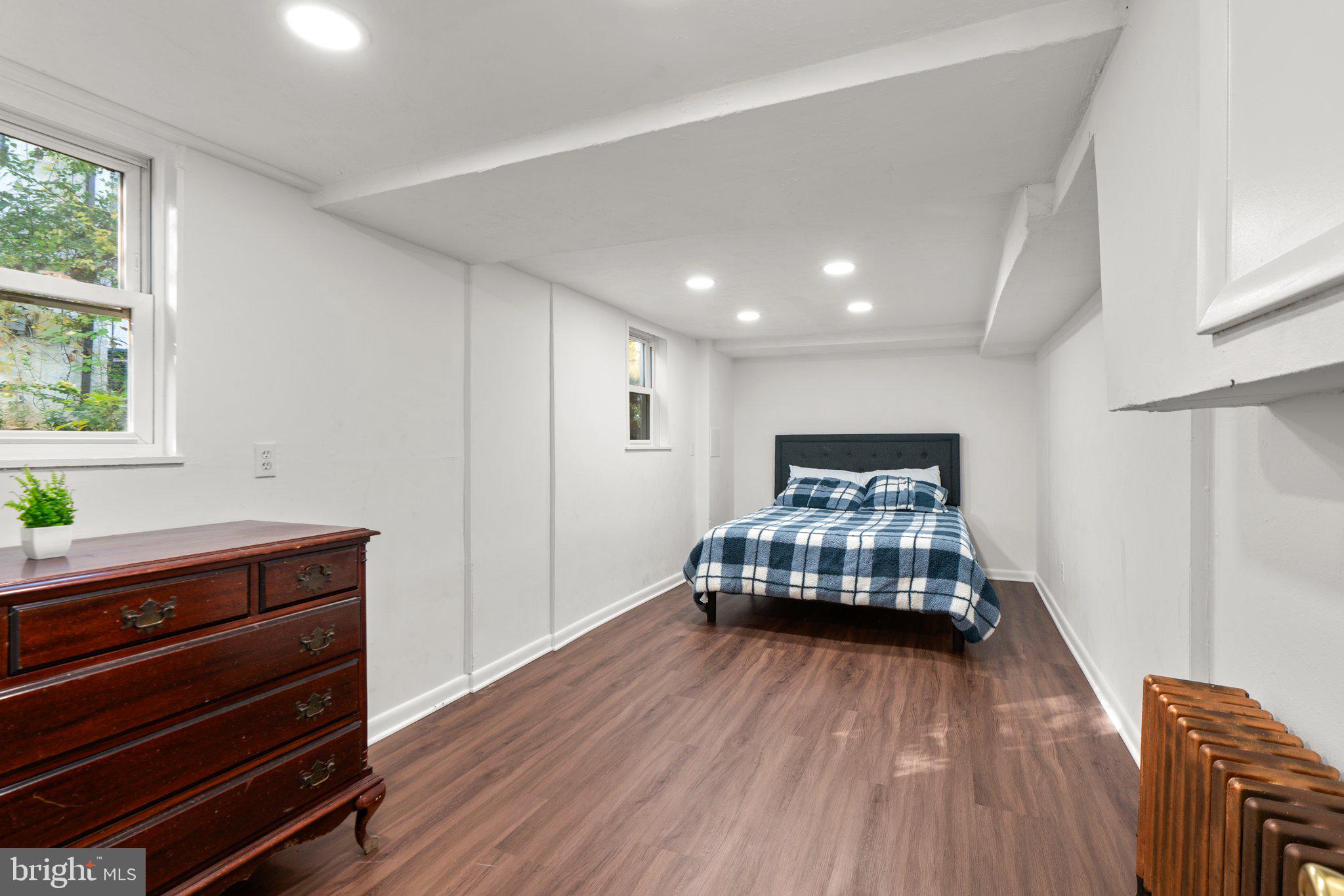 WEST RIVERDALE - Residential