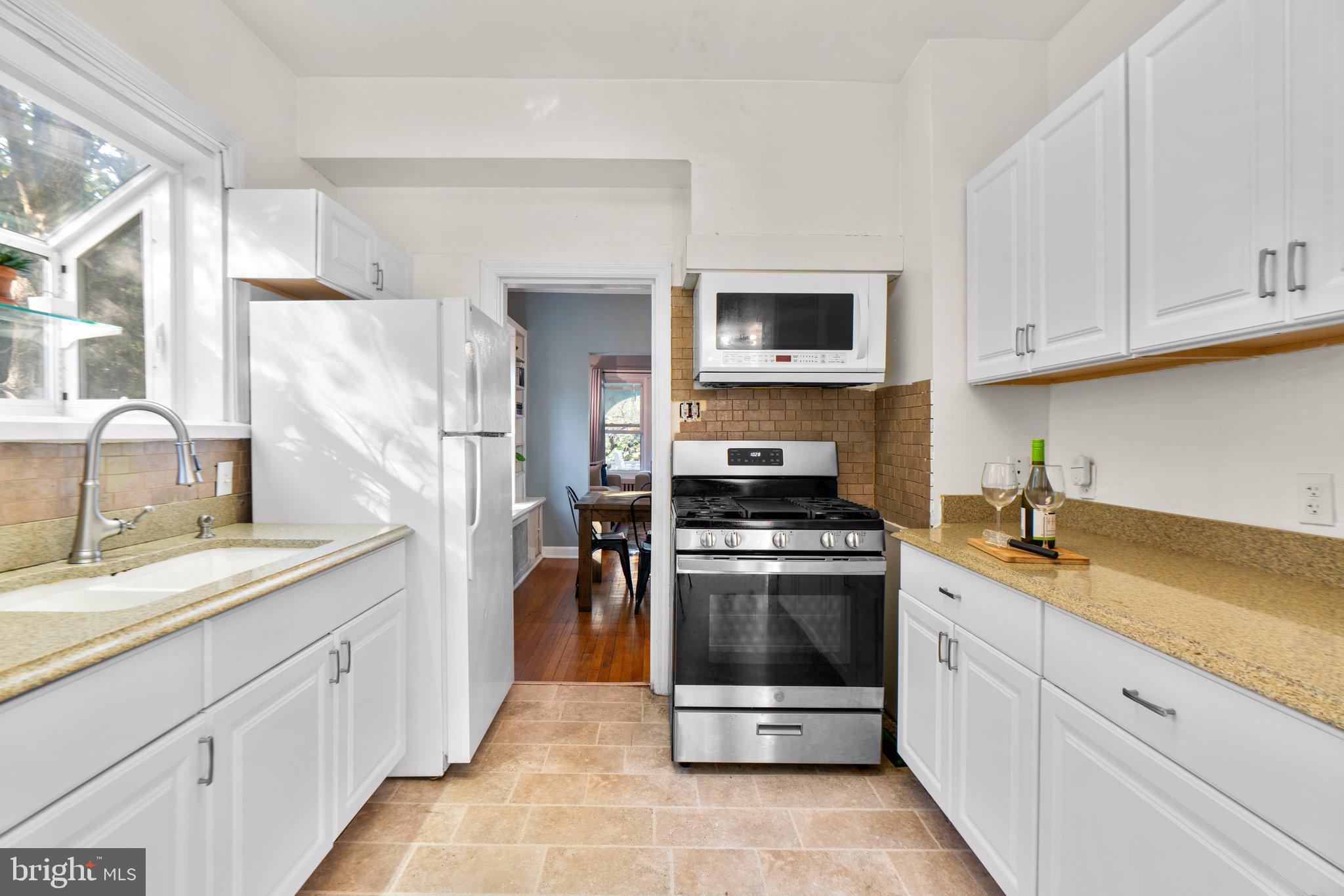 WEST RIVERDALE - Residential