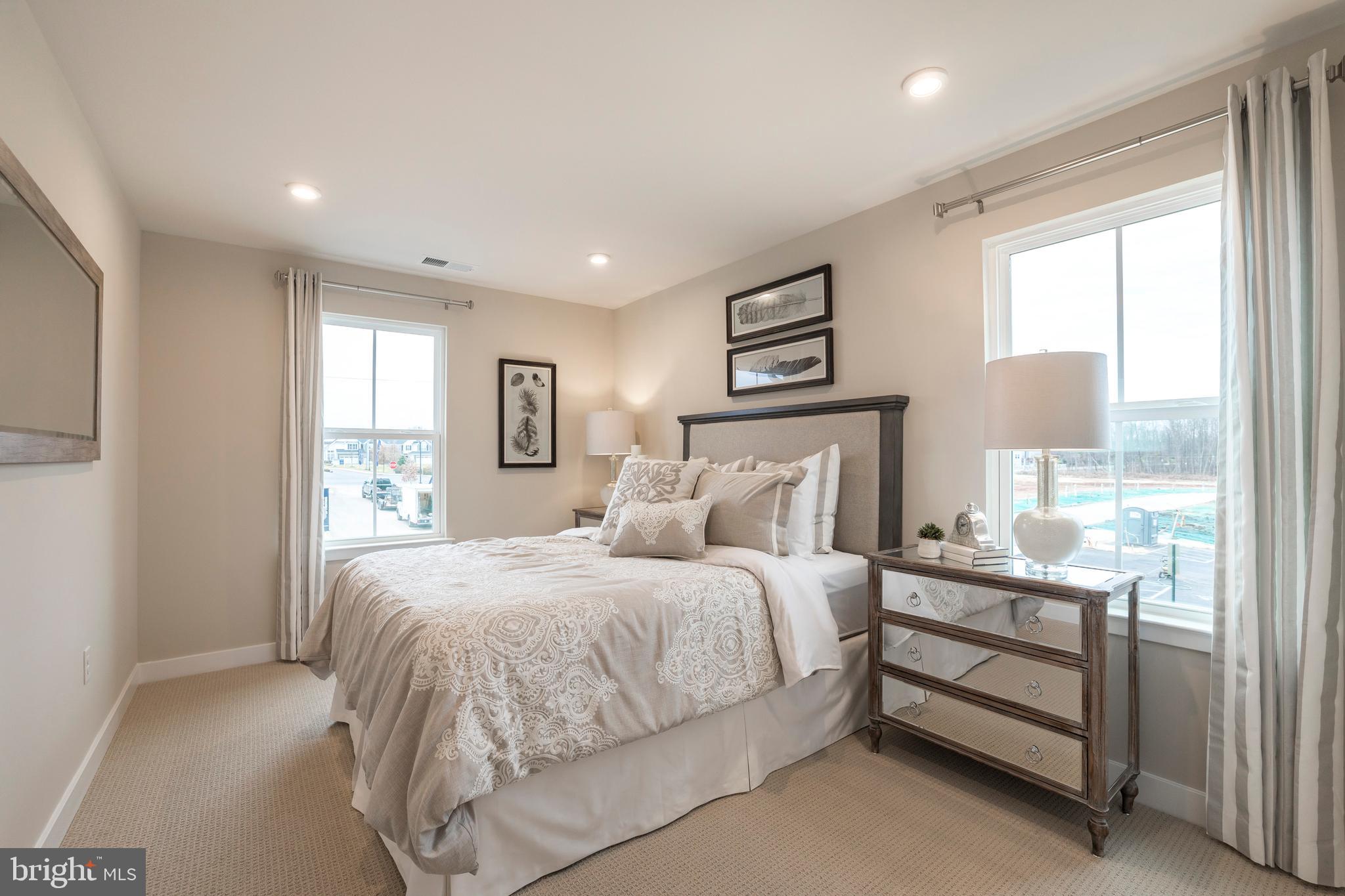 LONGWOOD PRESERVE - Residential