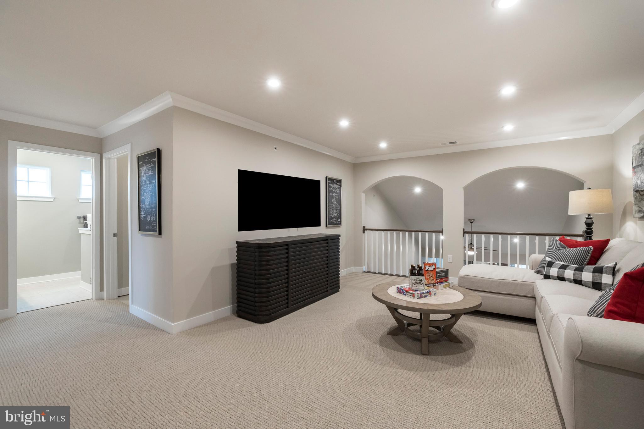 LONGWOOD PRESERVE - Residential