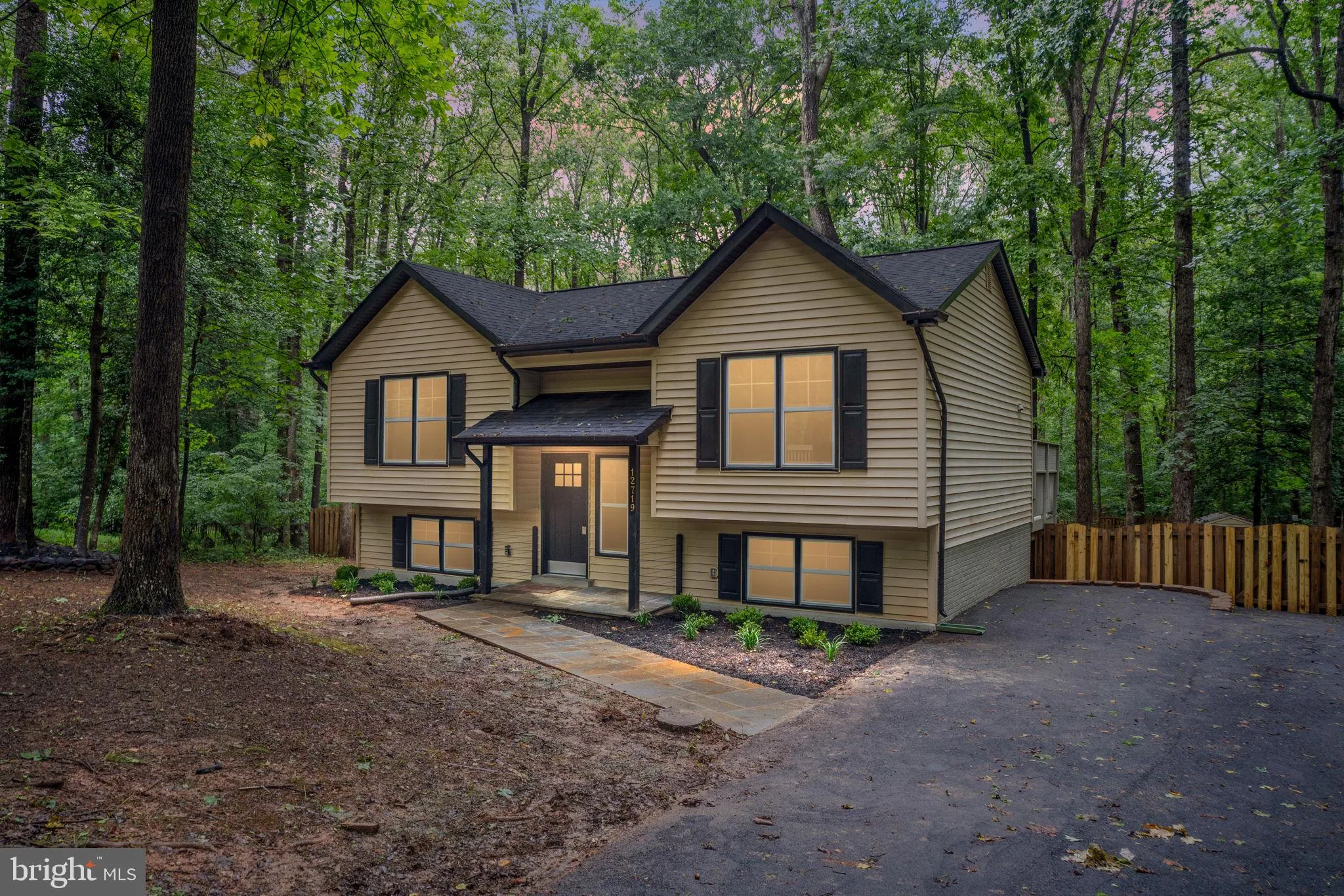 Spotsylvania, Virginia 22551, United States, 4 Bedrooms Bedrooms, ,2 BathroomsBathrooms,Residential,Active,169911