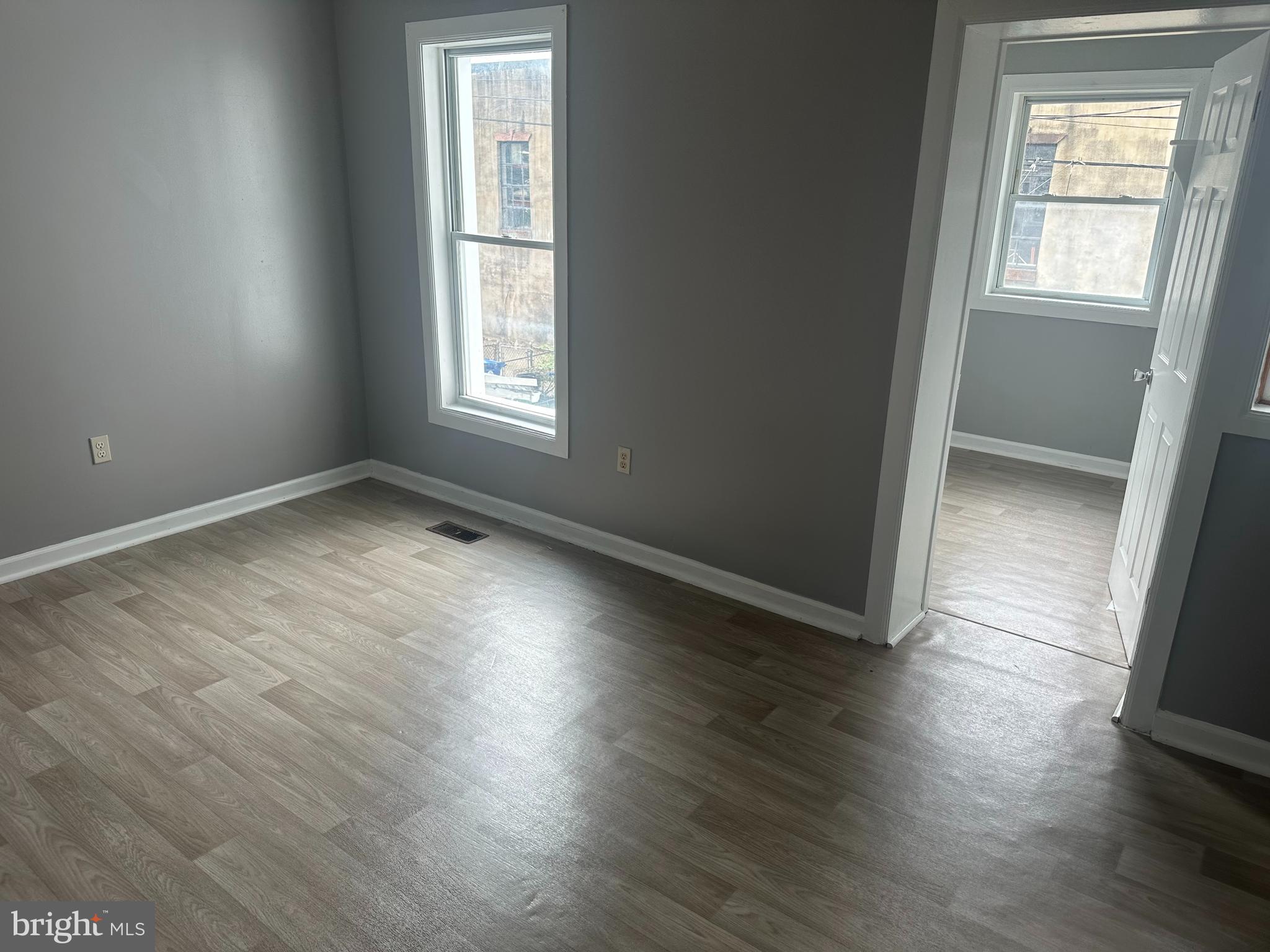 EAST BALTIMORE MIDWAY - Residential