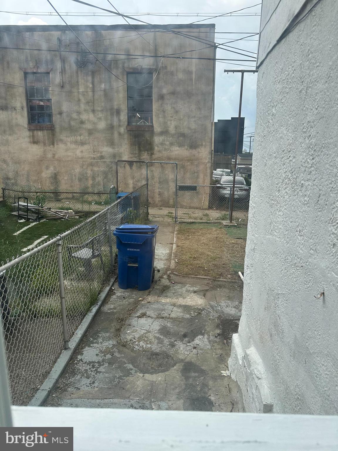 EAST BALTIMORE MIDWAY - Residential