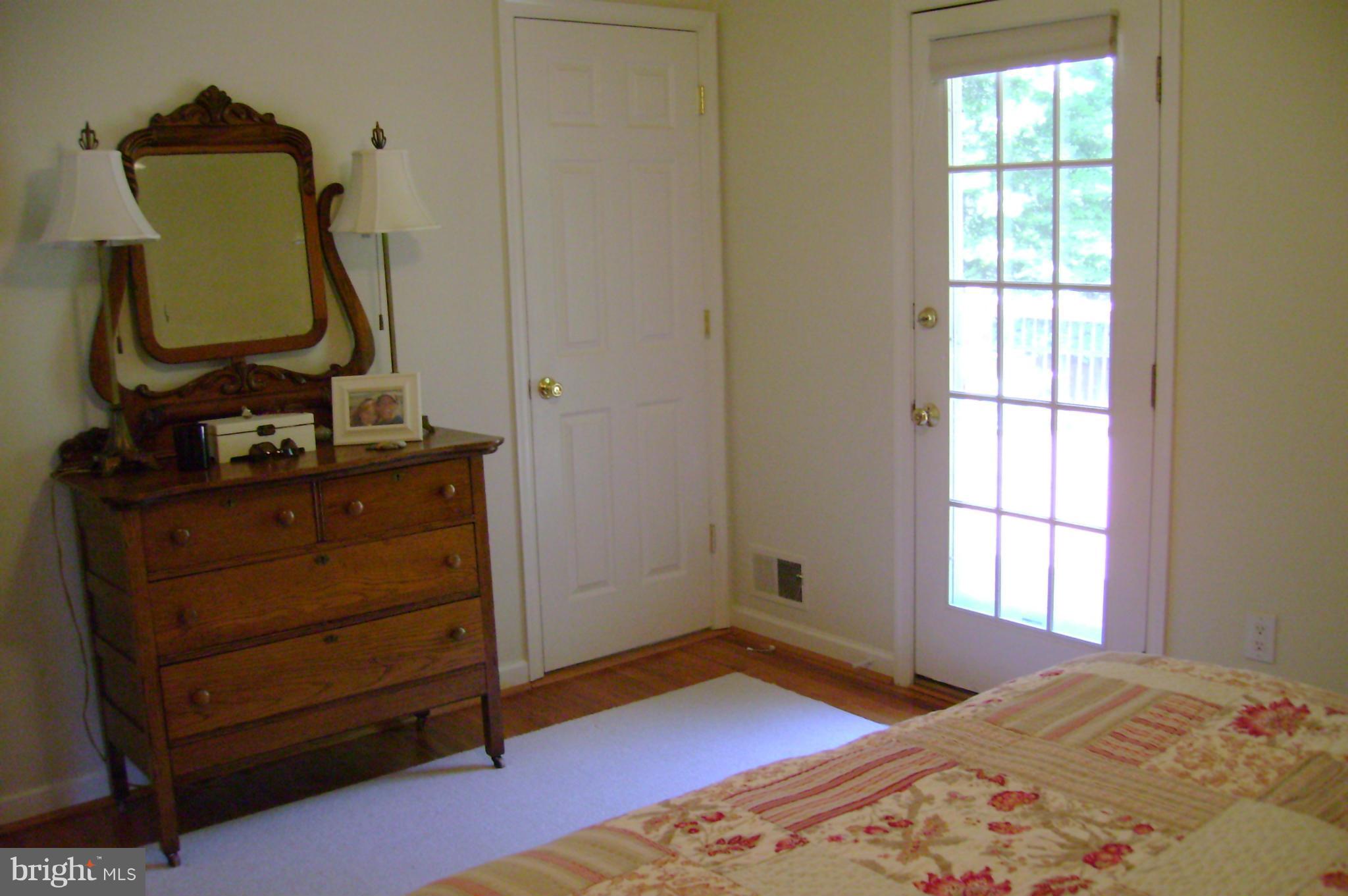 CAMPUS GREEN - Residential Lease