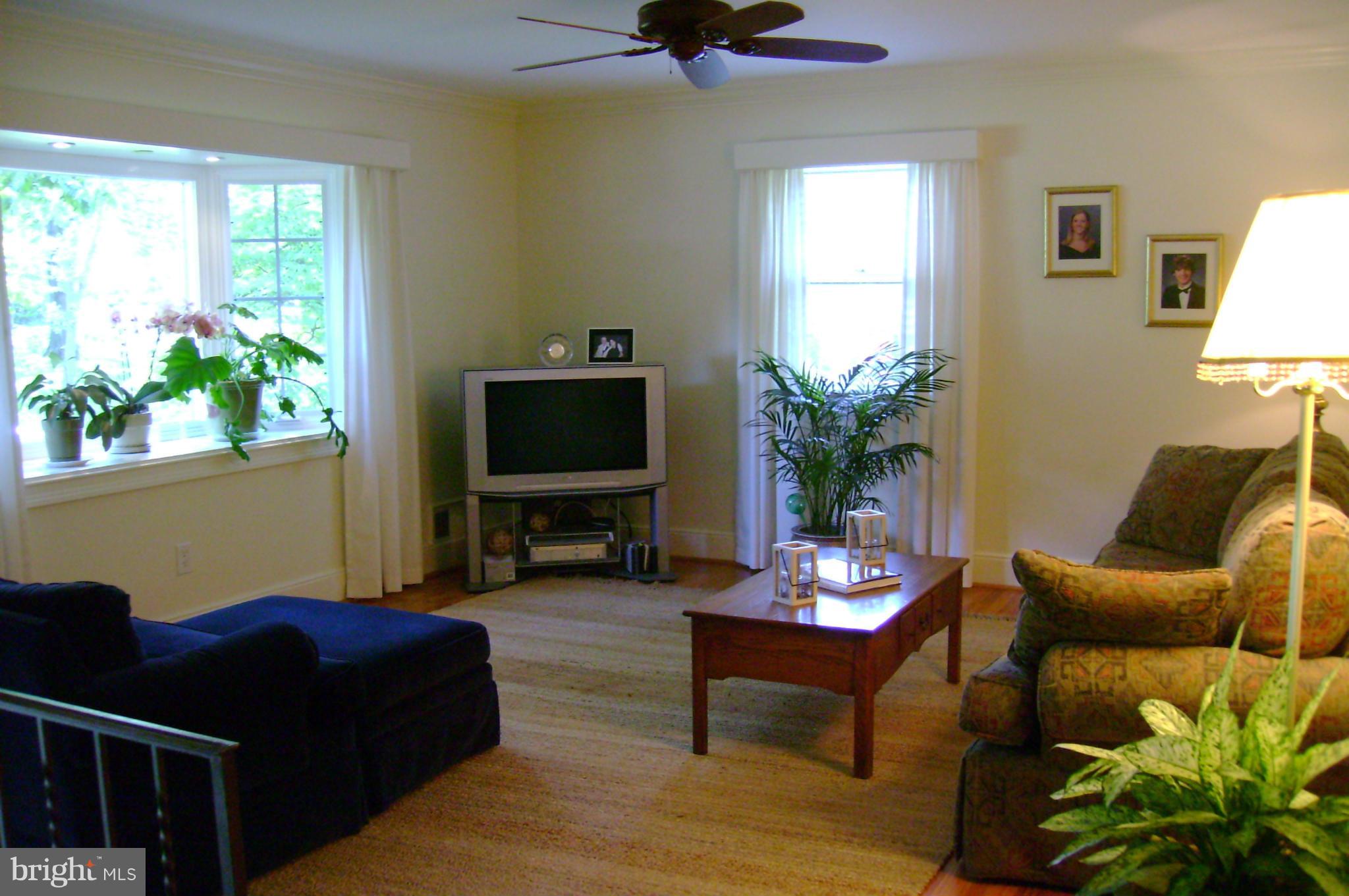 CAMPUS GREEN - Residential Lease