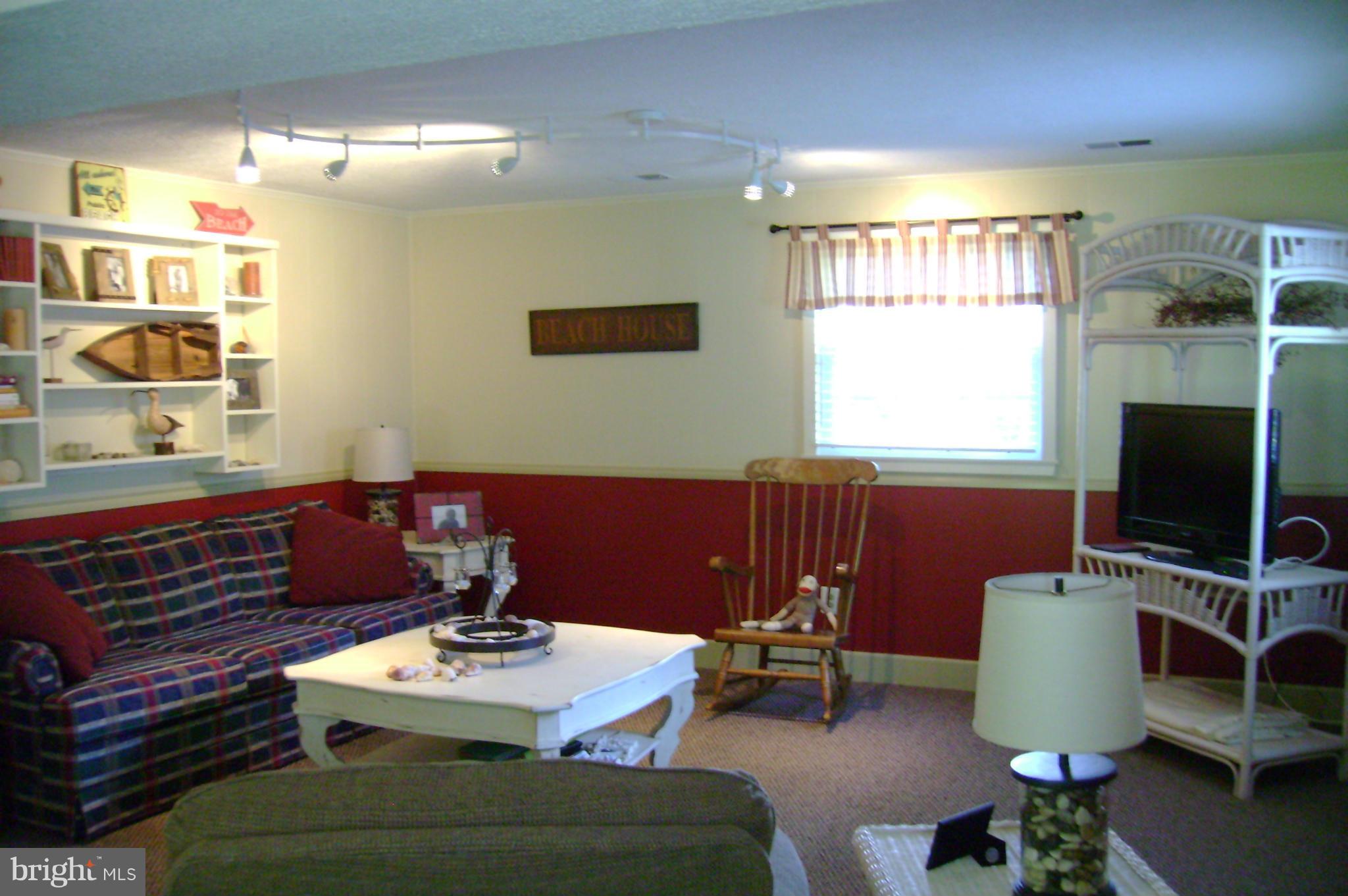 CAMPUS GREEN - Residential Lease