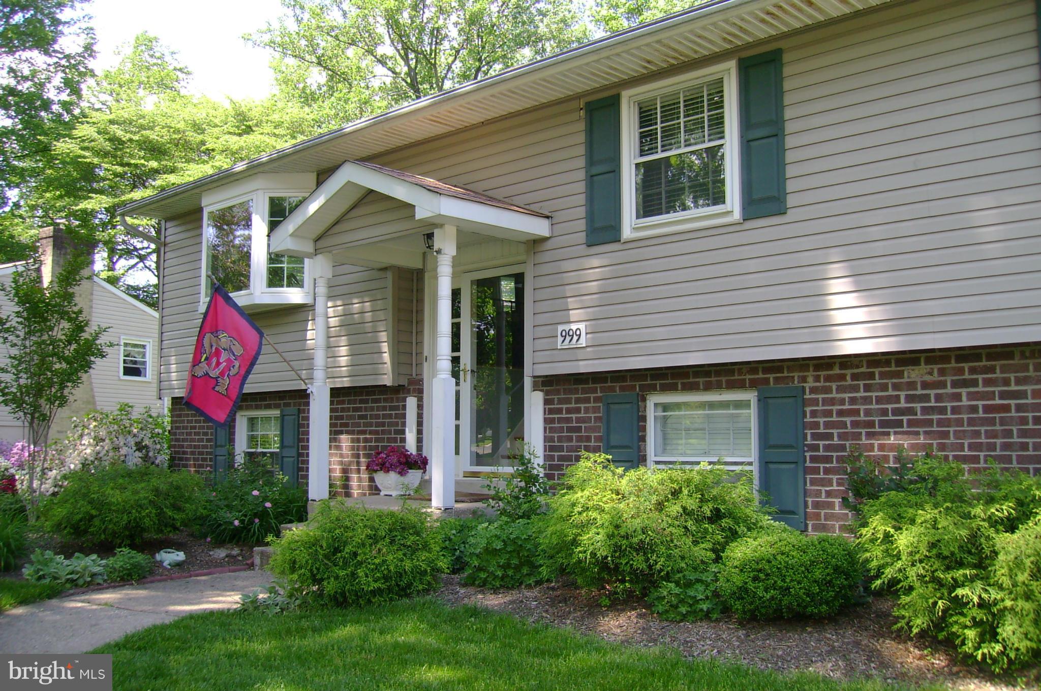 CAMPUS GREEN - Residential Lease