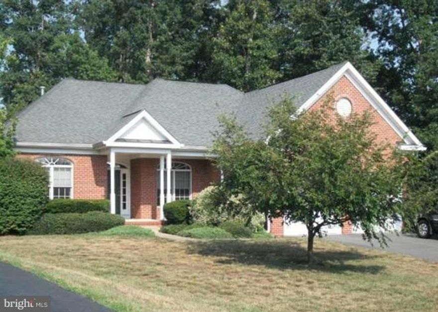 Fantastic 4 bedroom/ 3 bath home located in the Stonehaven section of Lee's Hill. Large family room with wood floors and cozy gas fireplace. Home offers built-ins in the lower level rooms, huge storage area, and lawn service for both the front and back yard is included! Nice deck and fenced back rad. Pets are case-by-case with a $500 refundable pet deposit. $45 application fee per adult applicant