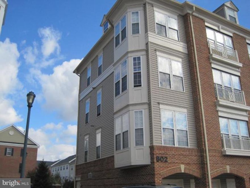 Bright & sunny 2 BR,2BA corner unit w/DBL exposure Grmet Corian kitchen w/48" white cabs ajoining den/fam Rm. 2 large Mstr Beds ea w/master bath. Sep laundry & dining rm w/French door (can be used as office,den or other). Large living room.Secure bldg/elevator. 6 blocks to Metro/Ride free. Shops, restaurants,Clubhouse,pools,tennis & more in desirable King Farm. No cats pls. Long time tenant moving