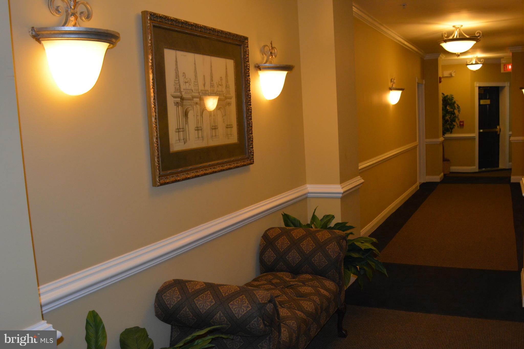 KING FARM VILLAGE - Residential Lease