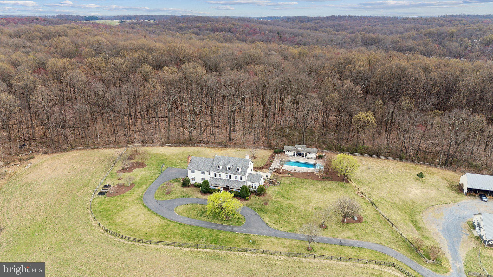 BARNESVILLE OUTSIDE - Residential