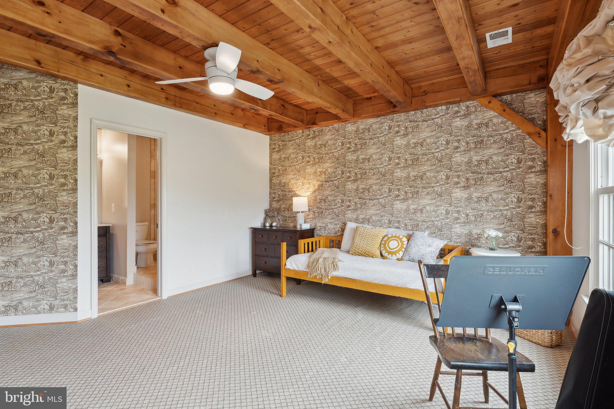 BARNESVILLE OUTSIDE - Residential