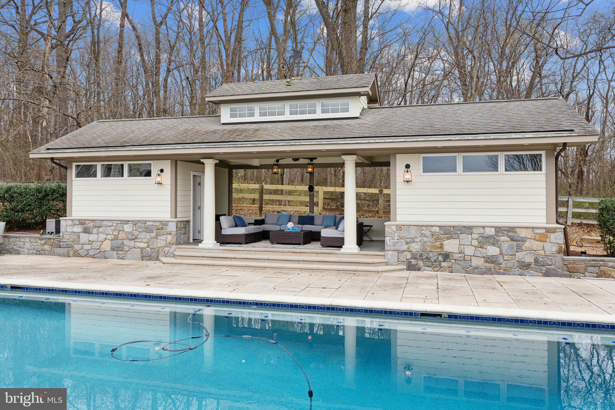 BARNESVILLE OUTSIDE - Residential