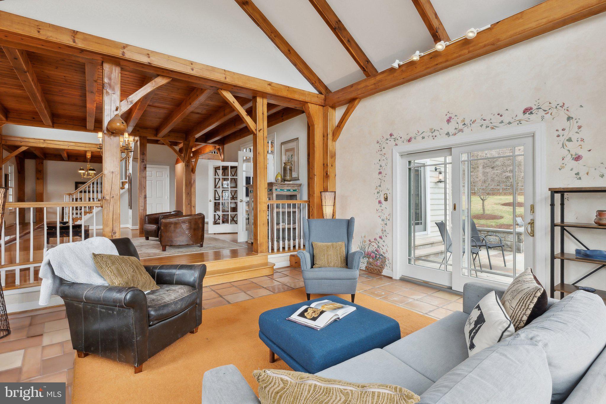 BARNESVILLE OUTSIDE - Residential