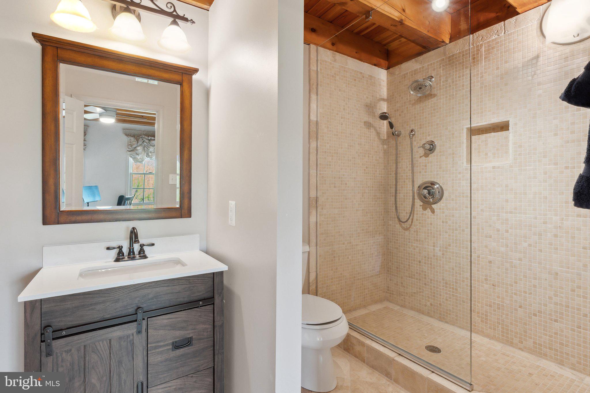 BARNESVILLE OUTSIDE - Residential