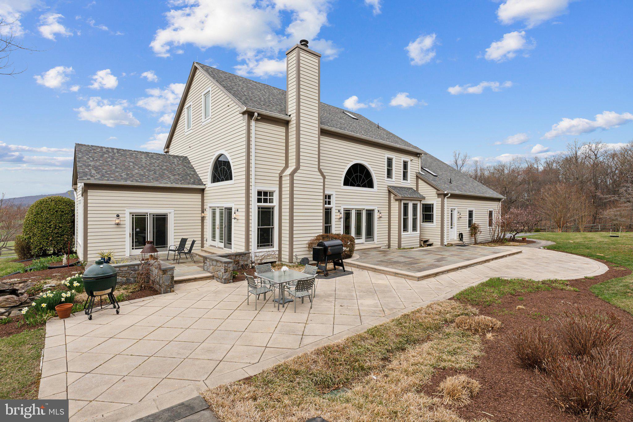 BARNESVILLE OUTSIDE - Residential