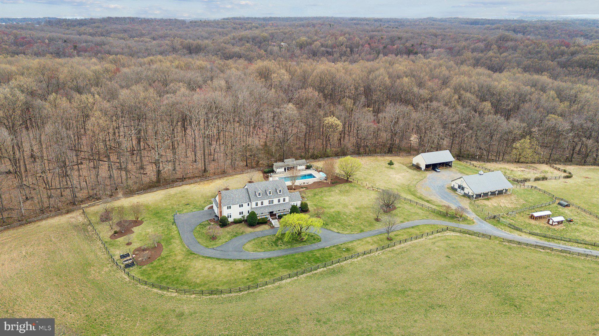 BARNESVILLE OUTSIDE - Residential