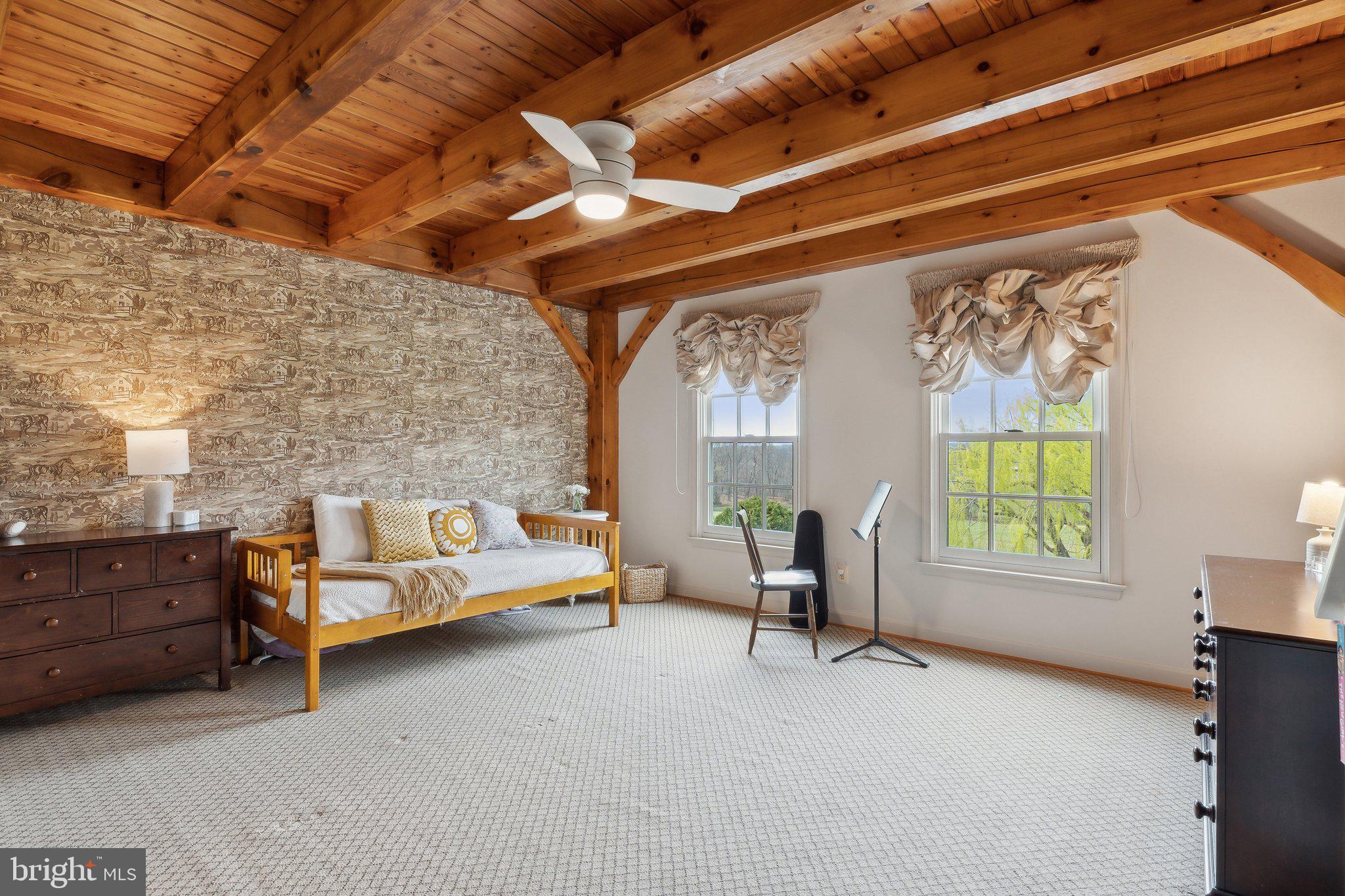 BARNESVILLE OUTSIDE - Residential