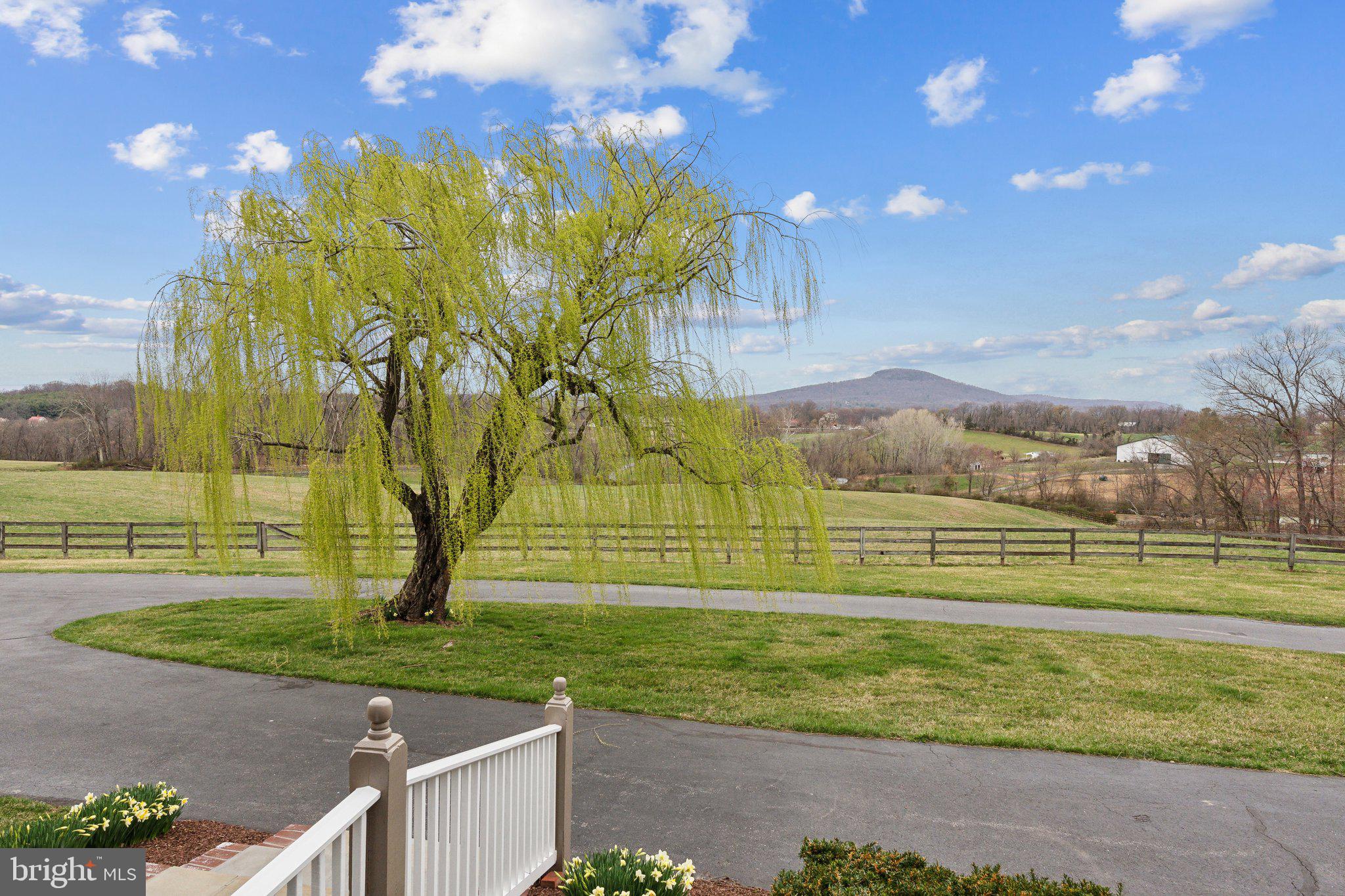 BARNESVILLE OUTSIDE - Residential