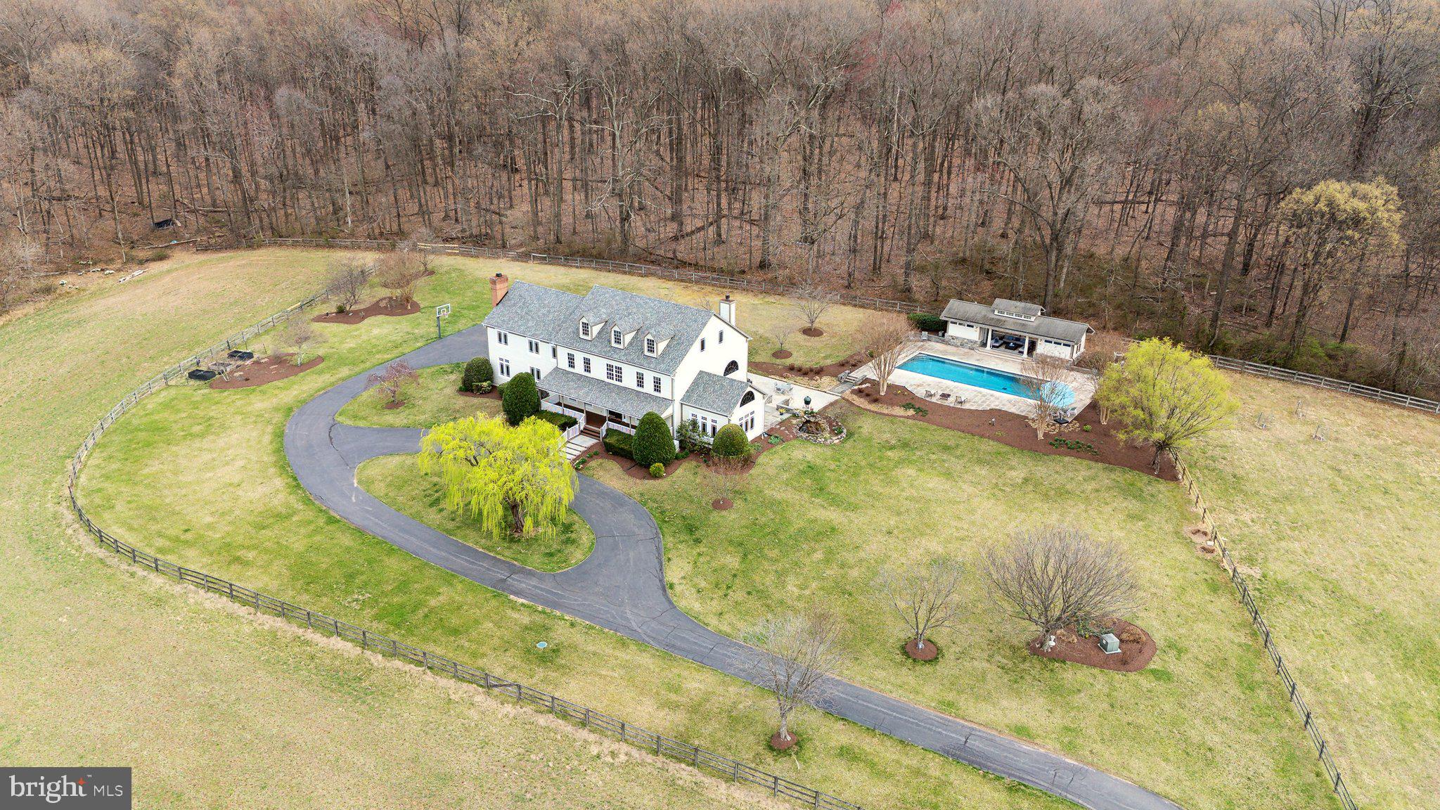 BARNESVILLE OUTSIDE - Residential