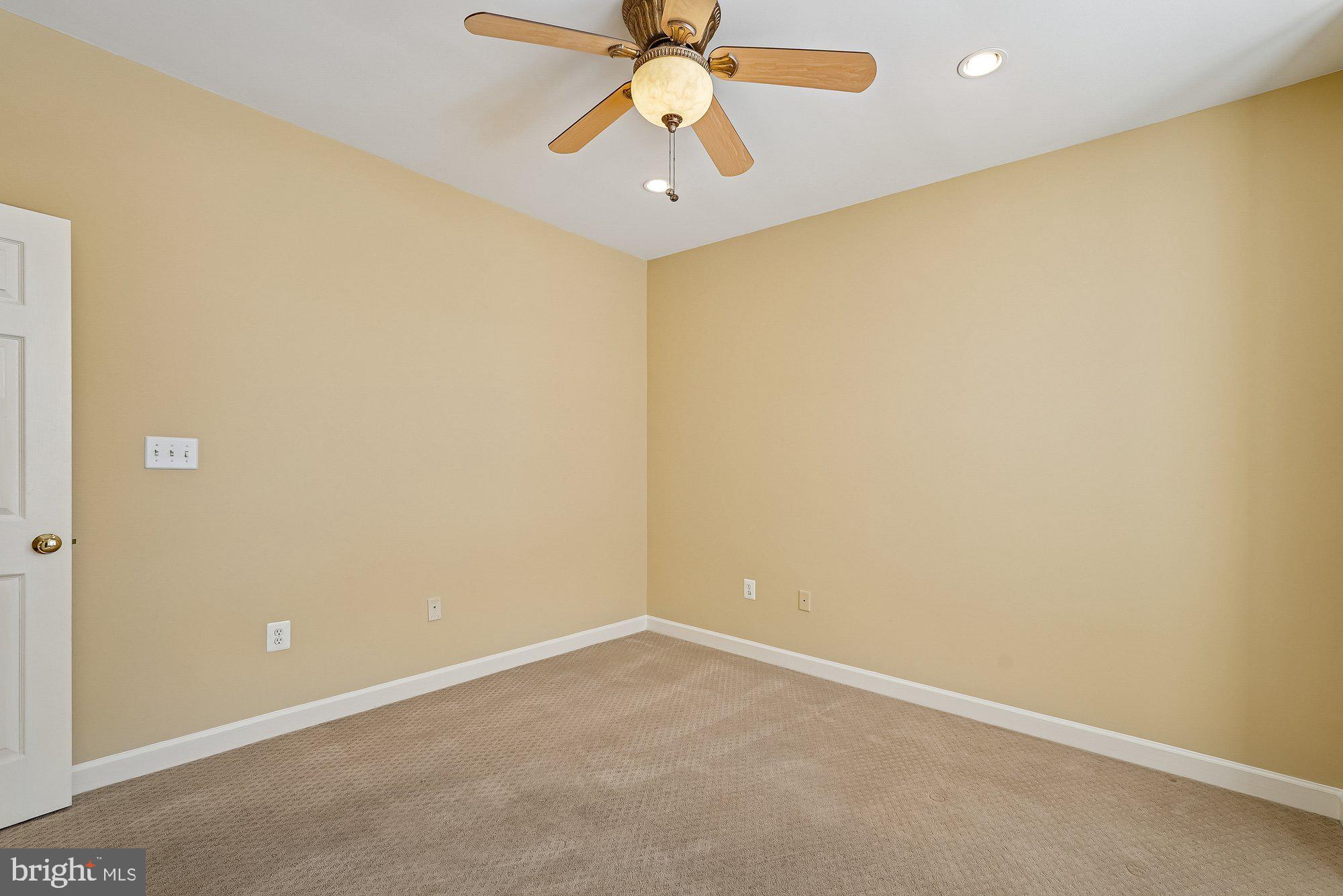 SOUTH VILLAGE - Residential