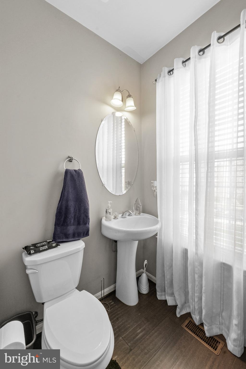 HASTINGS MARKETPLACE - Residential