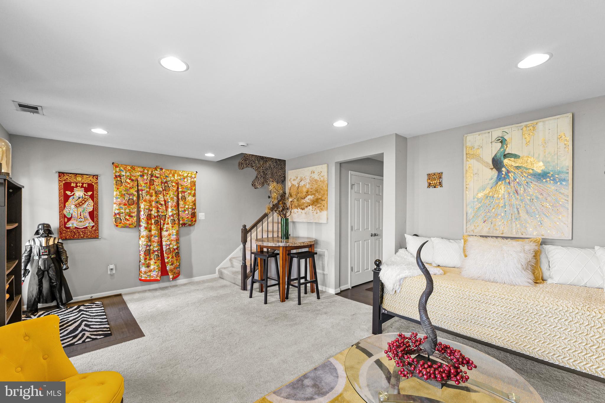 HASTINGS MARKETPLACE - Residential