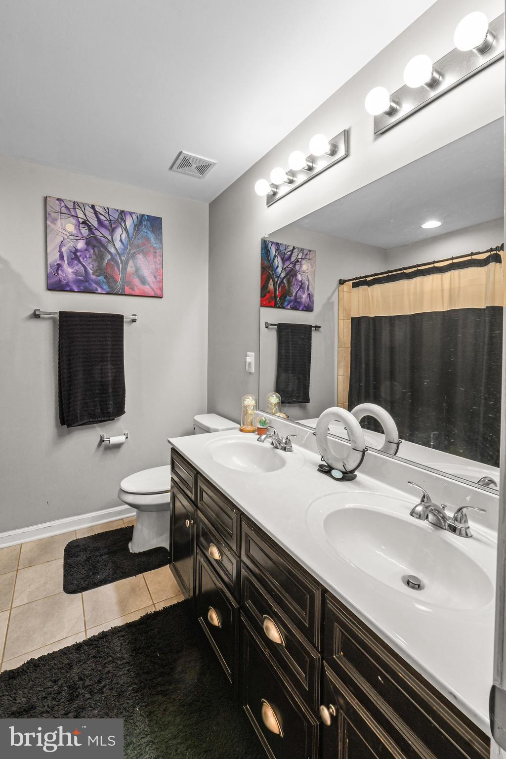 HASTINGS MARKETPLACE - Residential