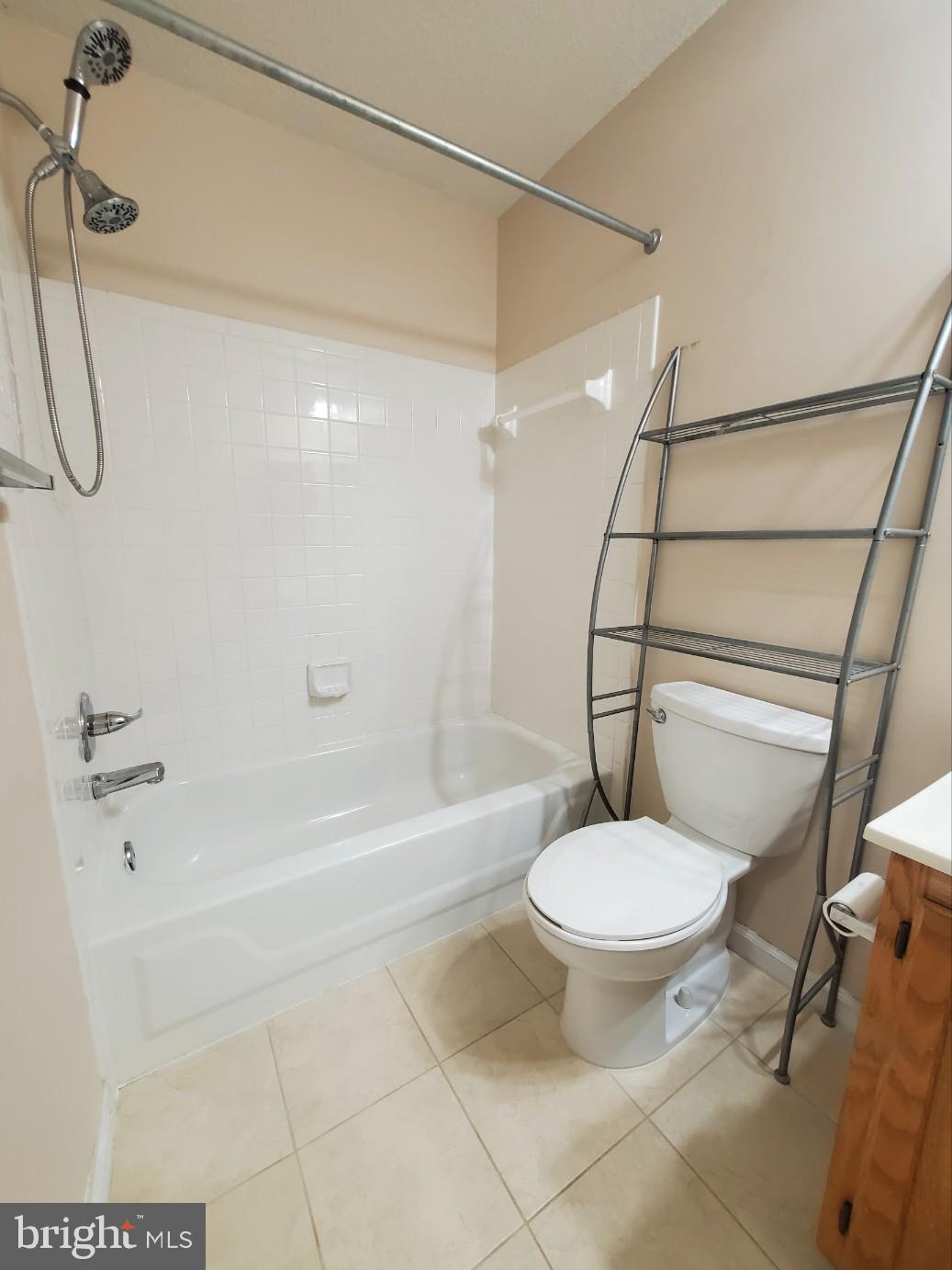 WINTERGATE AT LONGMEAD CROSSING - Residential Lease