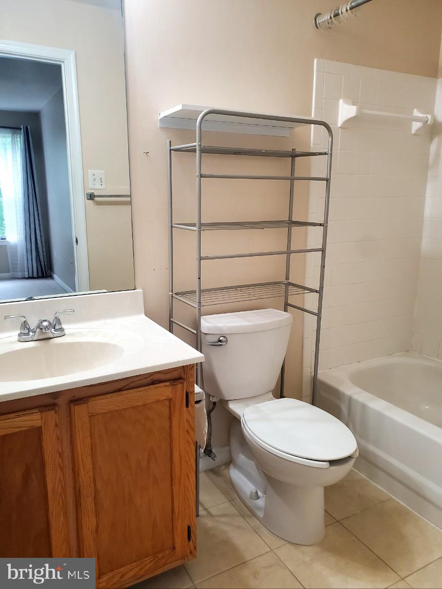 WINTERGATE AT LONGMEAD CROSSING - Residential Lease