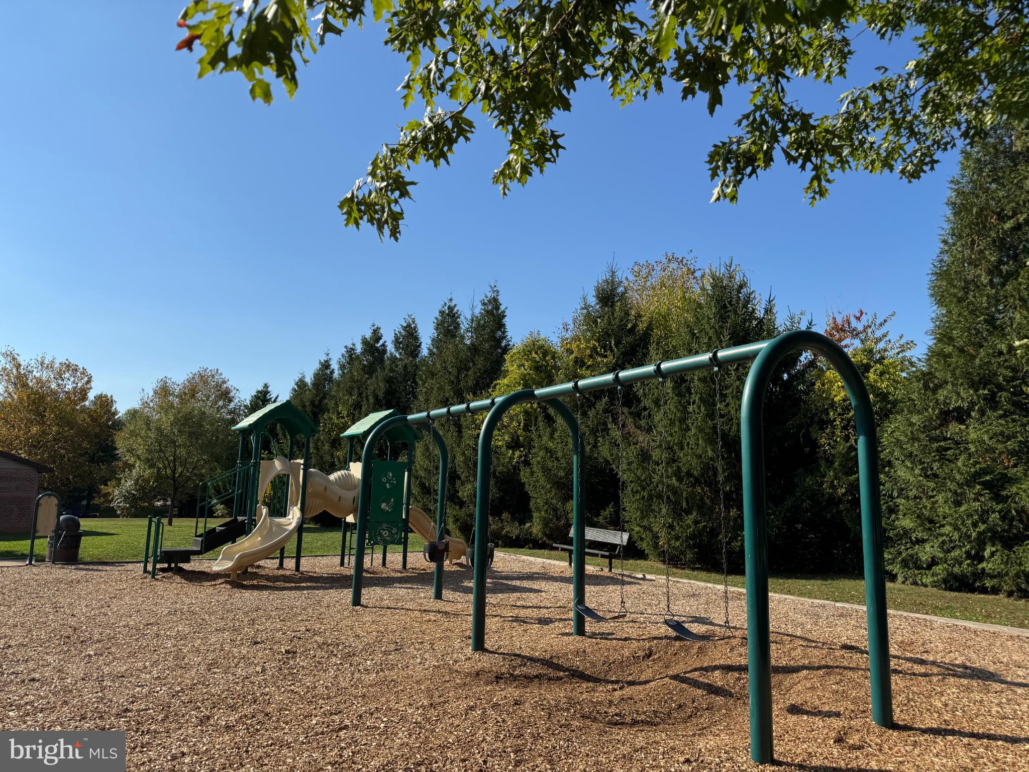 ECHO GLEN - Residential